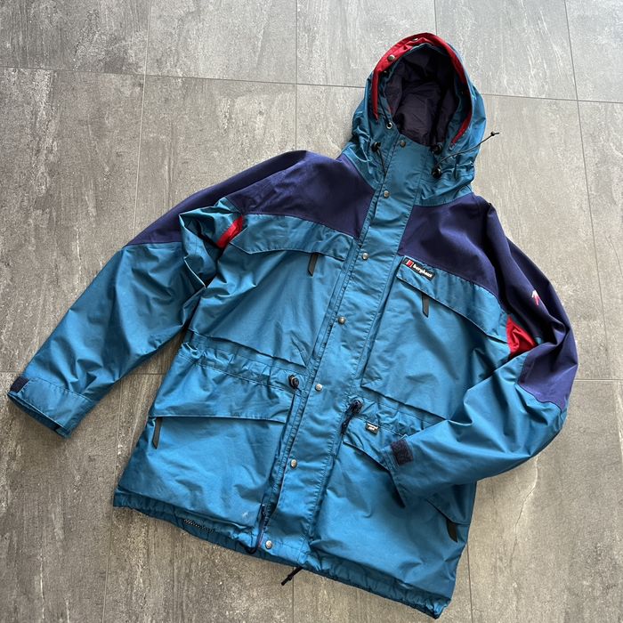 Berghaus mera hot sale peak jacket