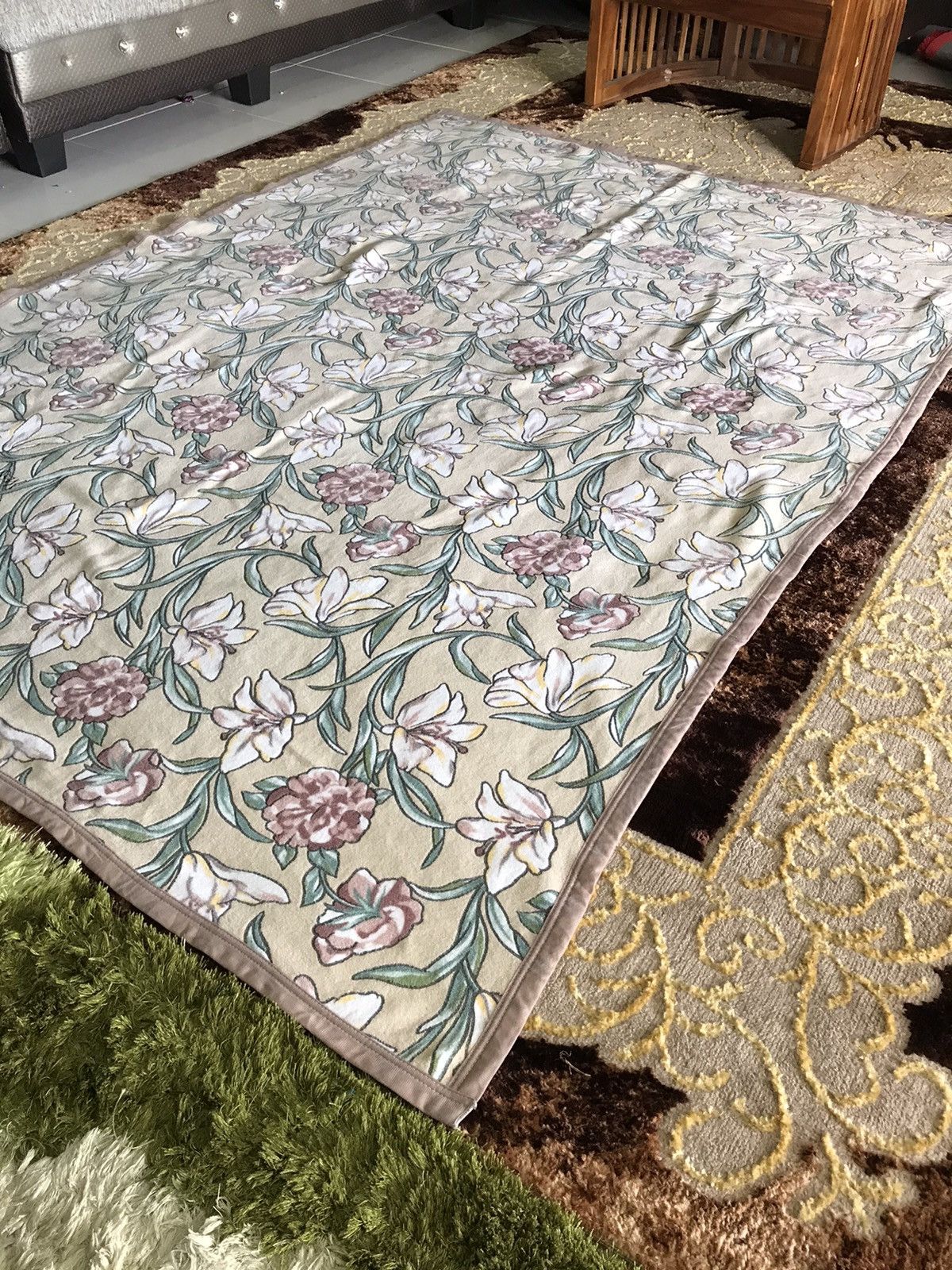 Yves Saint Laurent Vintage Yves Saint Laurent Wool Blanket Size ONE SIZE - 8 Thumbnail