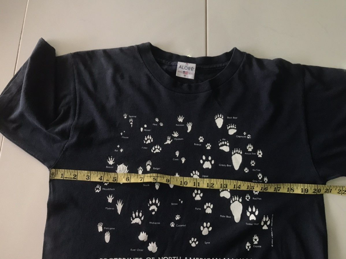 Vintage Vintage 90s Footprint of North American Mammals Tee Size US M / EU 48-50 / 2 - 10 Thumbnail
