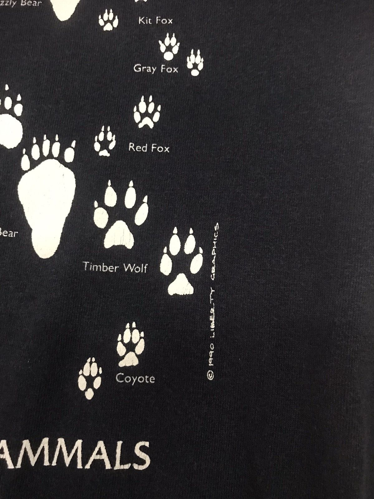 Vintage Vintage 90s Footprint of North American Mammals Tee Size US M / EU 48-50 / 2 - 7 Thumbnail