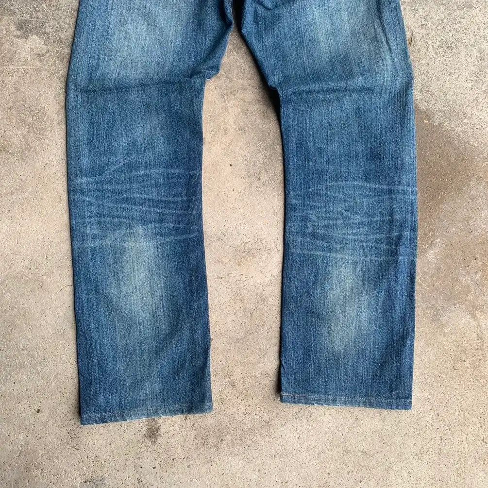 Levi's LEVI’S DISTRESSED DENIM LEVIS 513 TROUSERS BLUE WASH JEANS Size US 29 - 11 Thumbnail