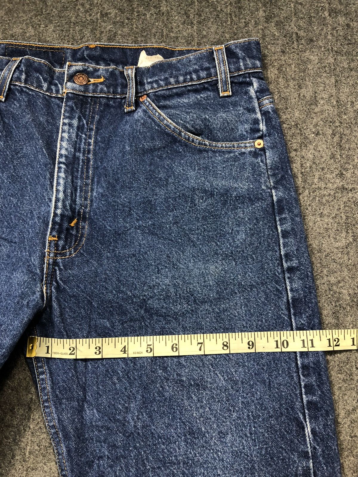 Levi's × Levi's Vintage Clothing 90s Levi’s Strauss Lot 505 Orange Tab Tapered Indigo Jeans Size US 32 / EU 48 - 13 Thumbnail