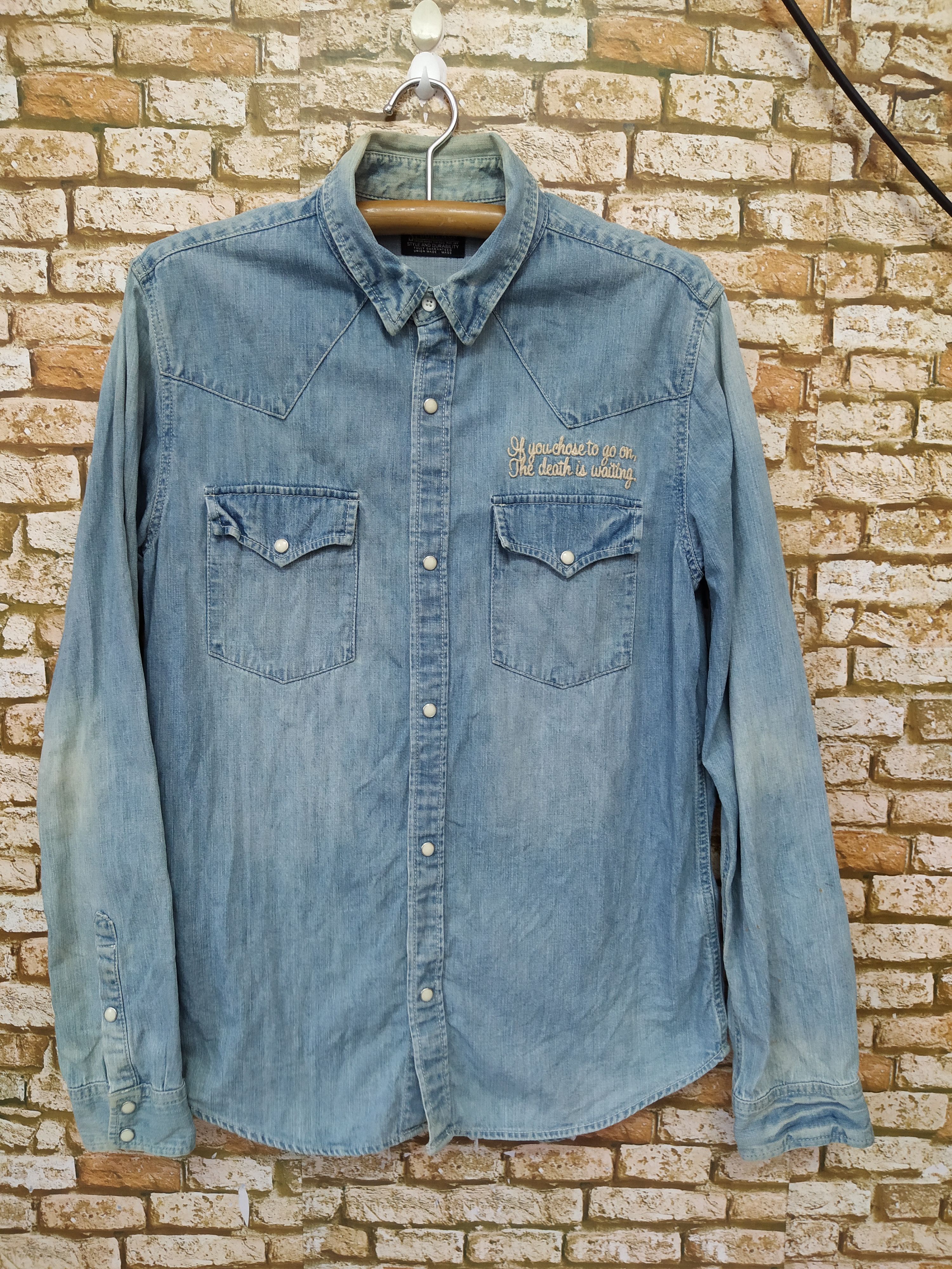 Japanese Brand STOOGE & CO CHAMBRAY DENIM WESTERN SHIRT ROEN SKULL (B535) Size US XL / EU 56 / 4 - 2 Thumbnail