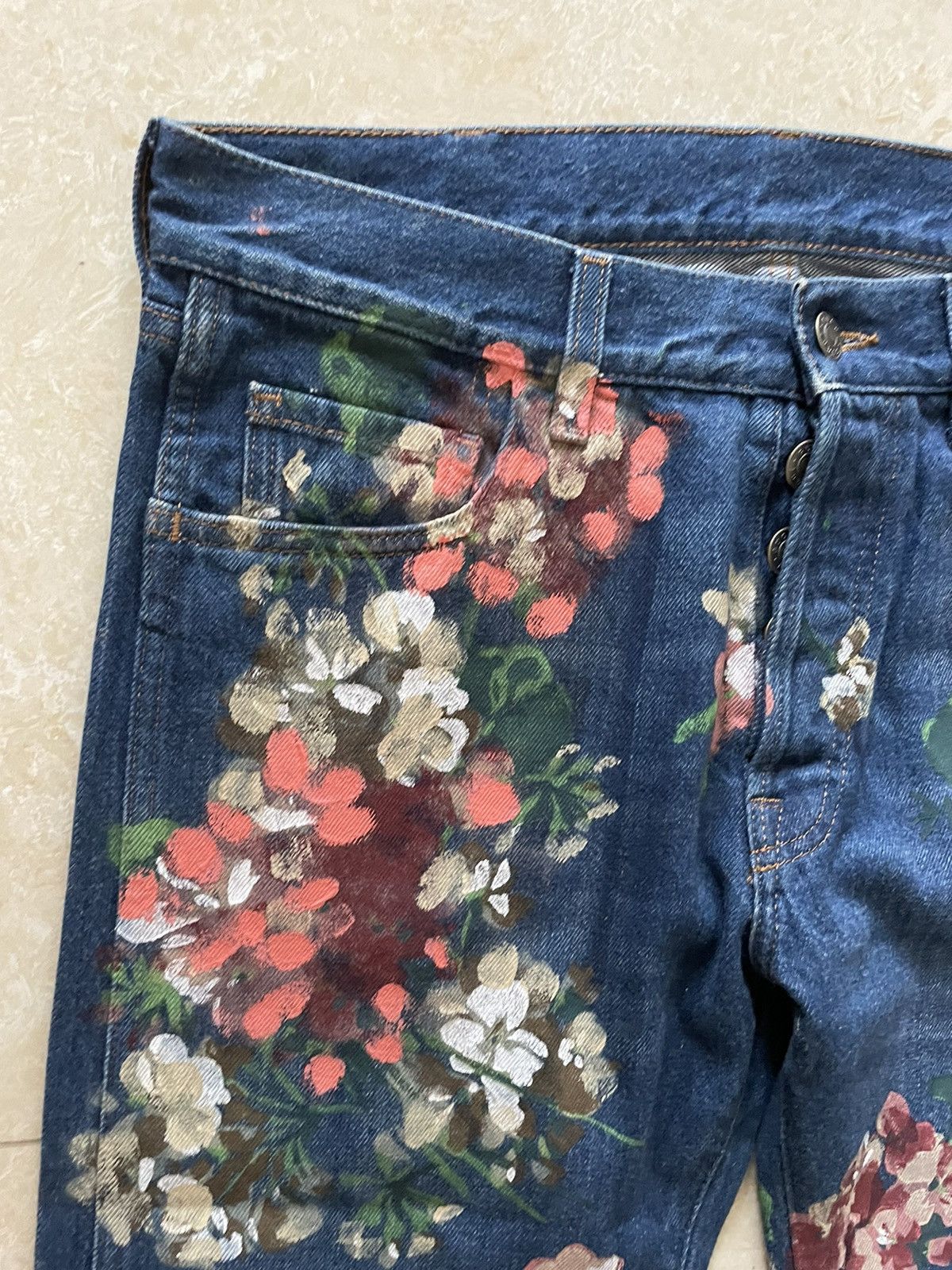 Gucci Gucci floral painted denim 31 Size US 31 - 2 Thumbnail