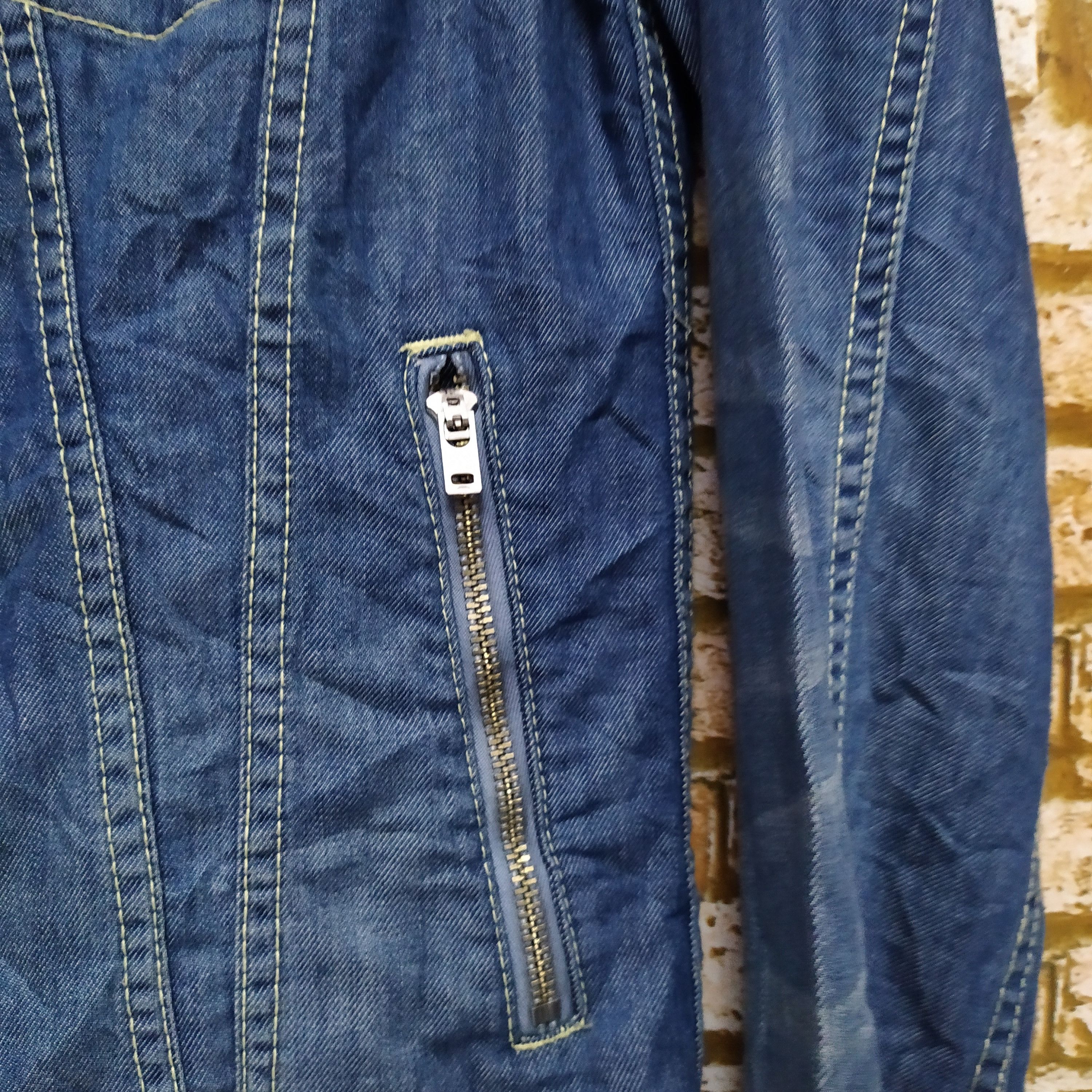 Japanese Brand PURPLE & YELLOW DENIM JACKET DISTRESSED (D370) Size US L / EU 52-54 / 3 - 4 Thumbnail