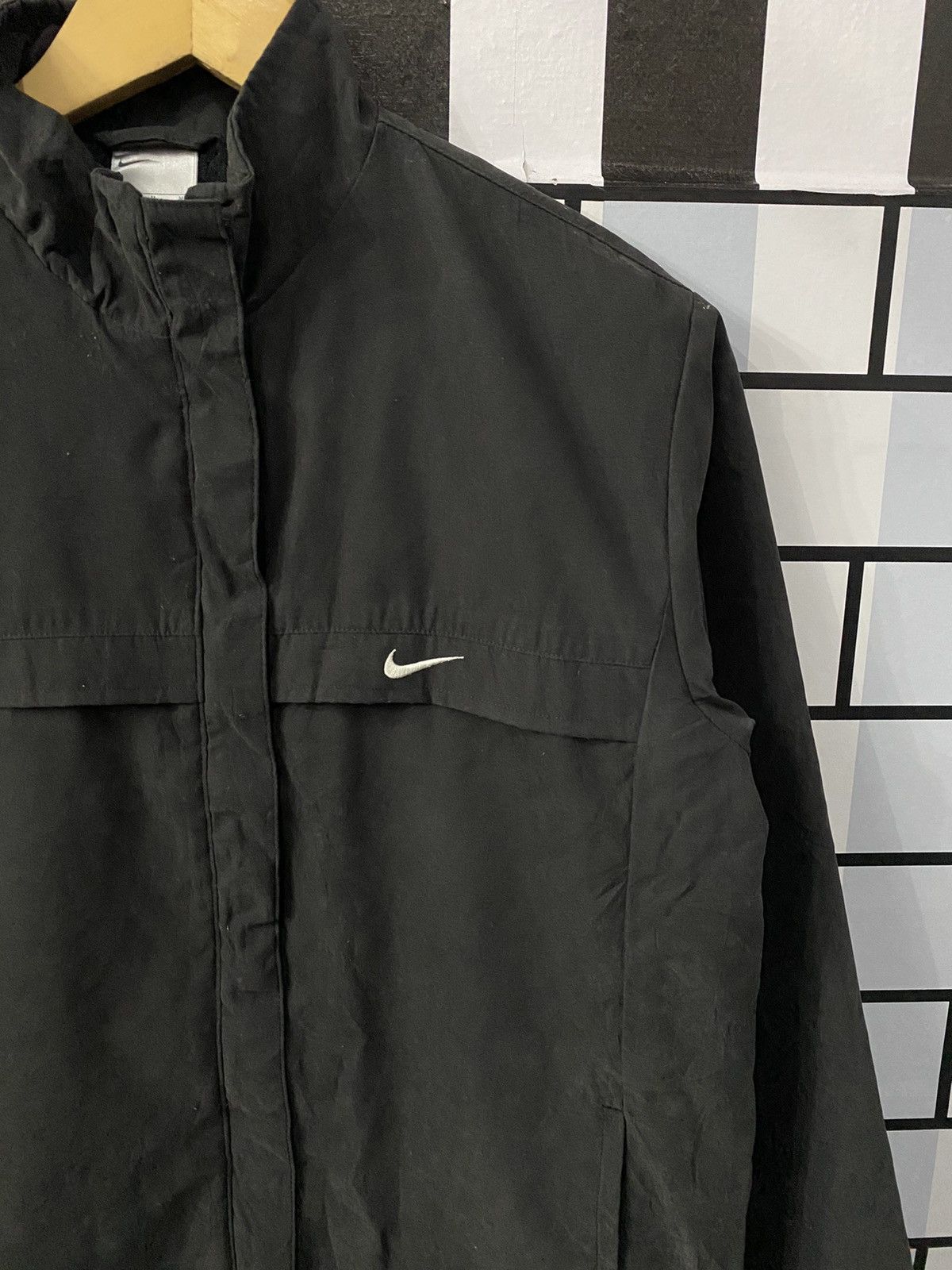 Nike Nike Swoosh Small Logo Zipper Light Jacket Size US S / EU 44-46 / 1 - 3 Thumbnail