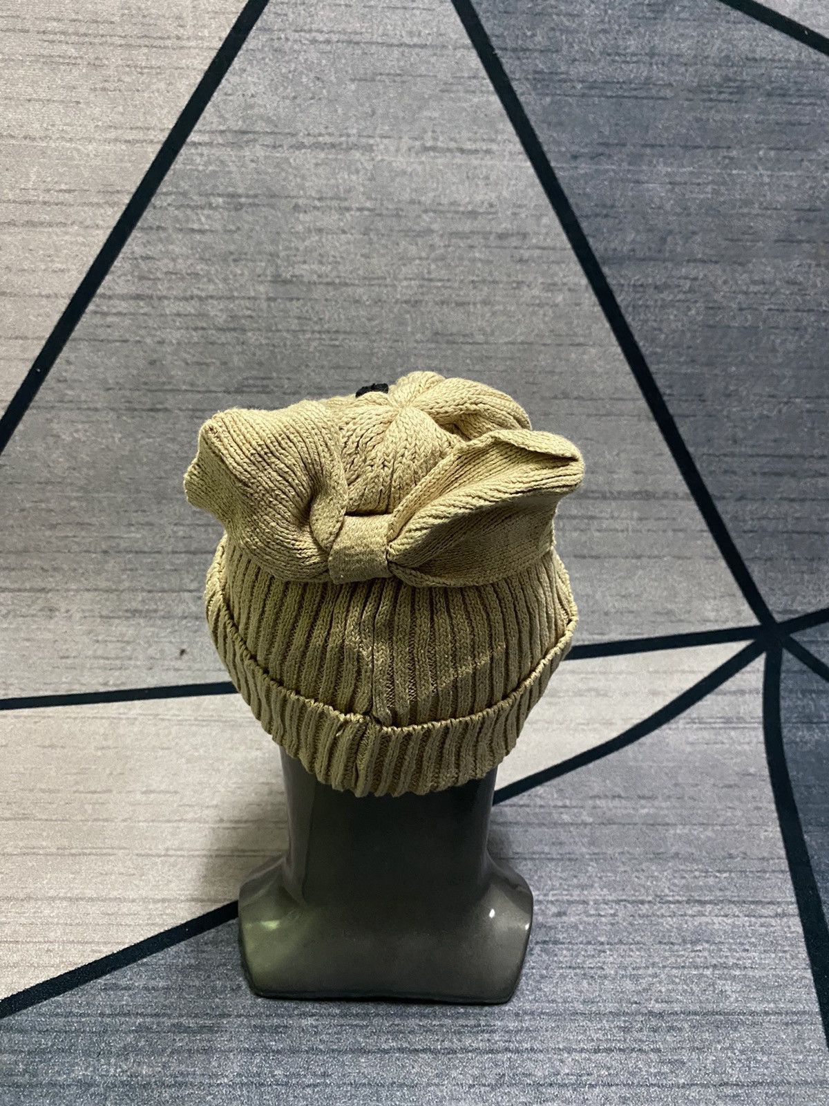 Japanese Brand Japanese Smile Design With Ribbon At Back Beanie Hat Size ONE SIZE - 5 Thumbnail