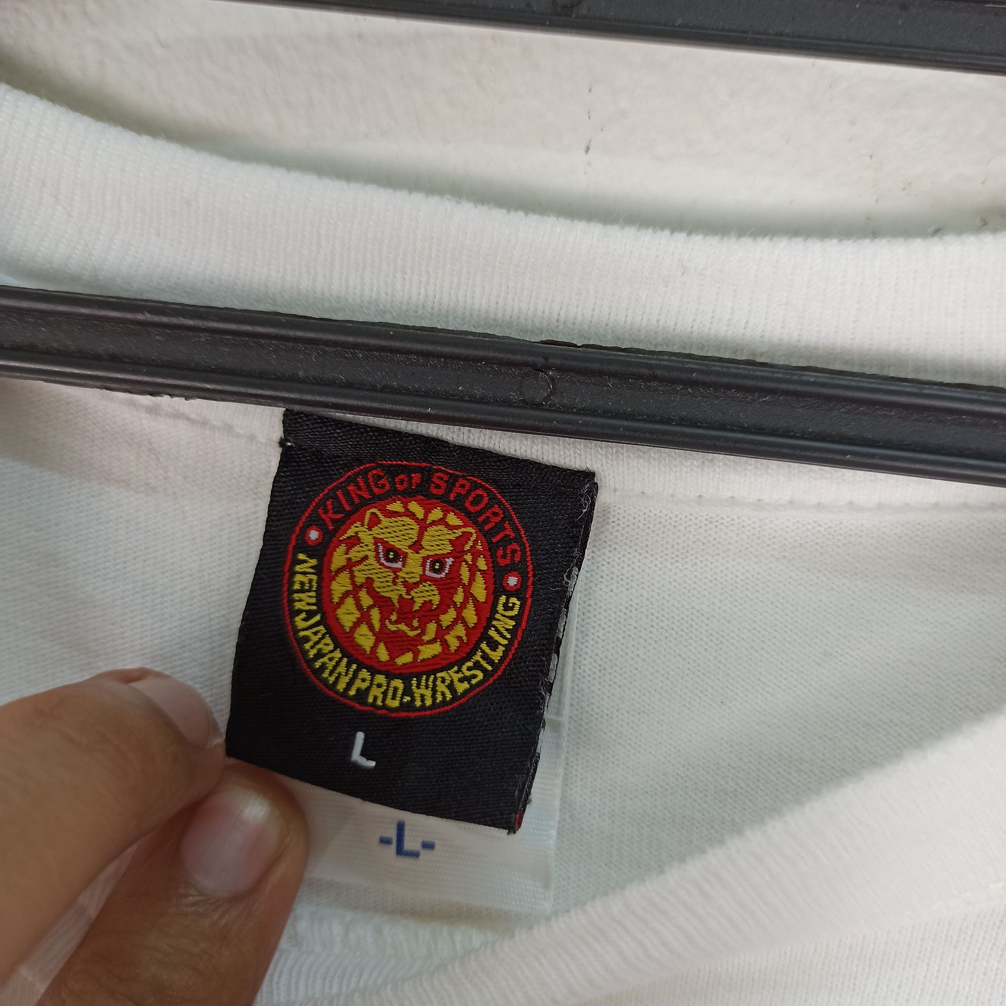 Anime Vintage New Pro Wrestling Japan Anime White Tshirt Size US L / EU 52-54 / 3 - 11 Thumbnail