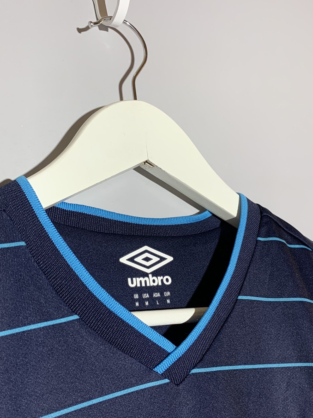 Umbro Derby County Umbro 2014/15 Y2k Away Football Shirts Size US M / EU 48-50 / 2 - 7 Thumbnail