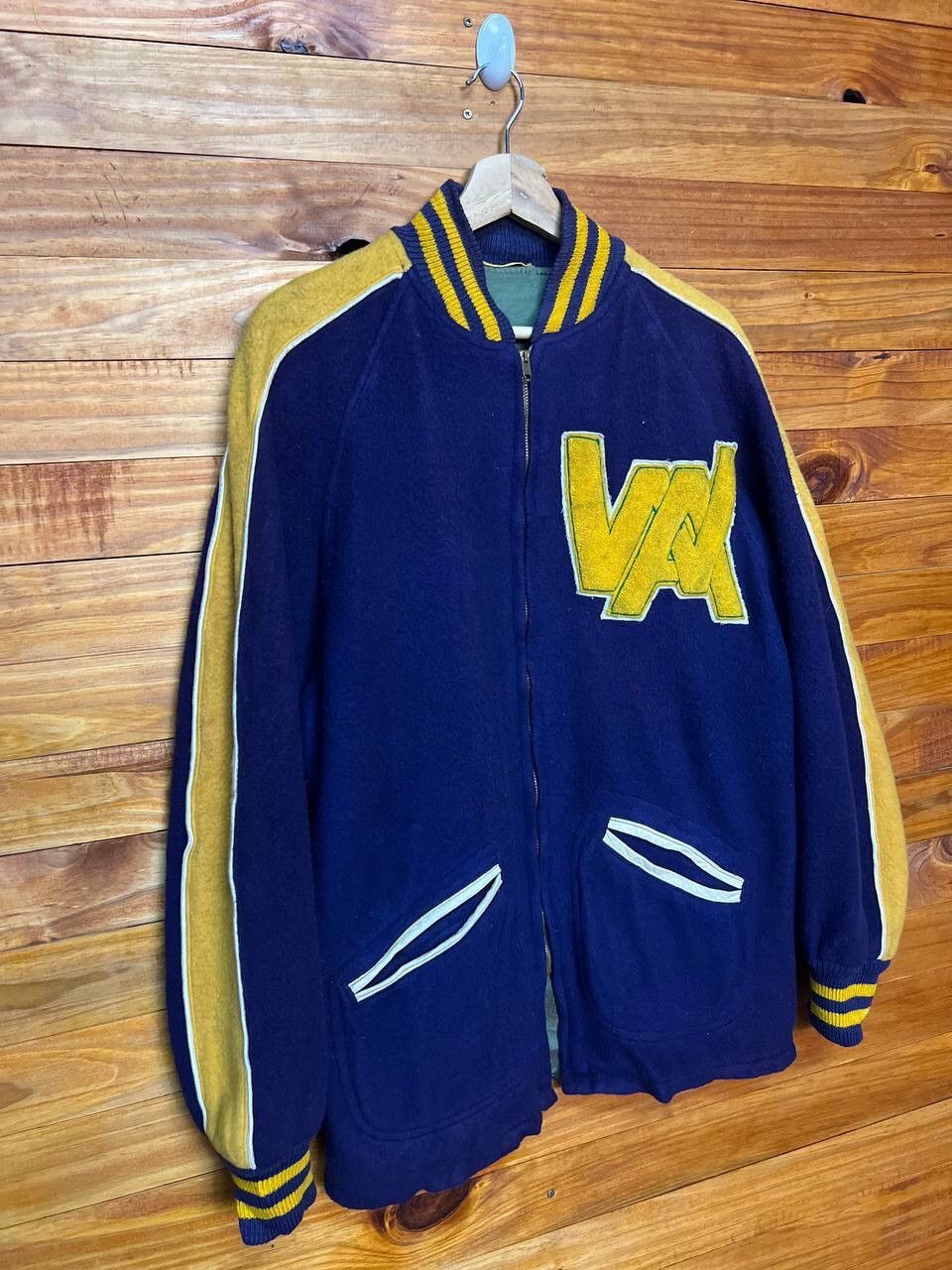 Vintage VINTAGE HUTCHERS EMBROIDERED WOOL VARSITY JACKET Size US M / EU 48-50 / 2 - 2 Thumbnail