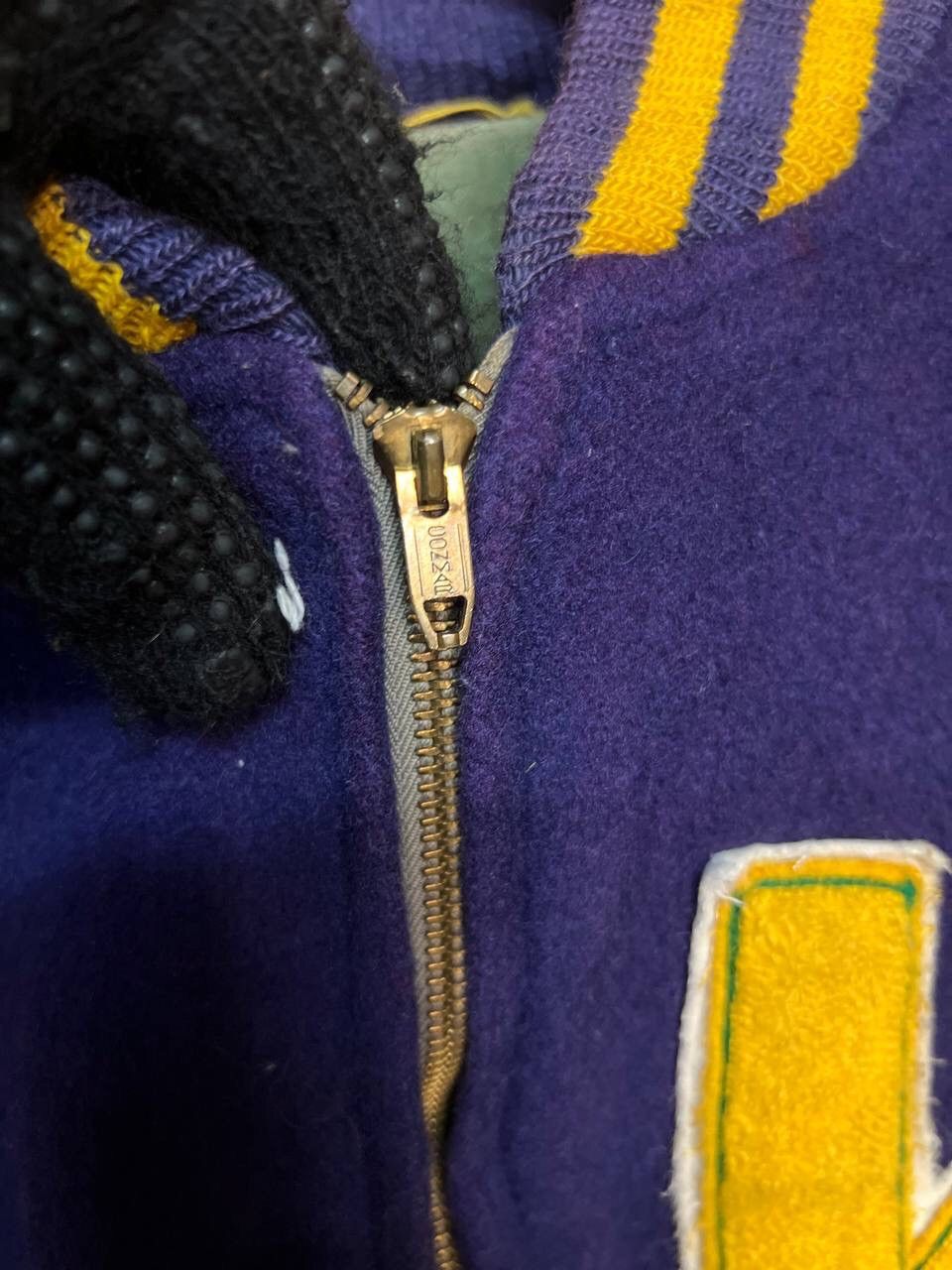 Vintage VINTAGE HUTCHERS EMBROIDERED WOOL VARSITY JACKET Size US M / EU 48-50 / 2 - 10 Thumbnail