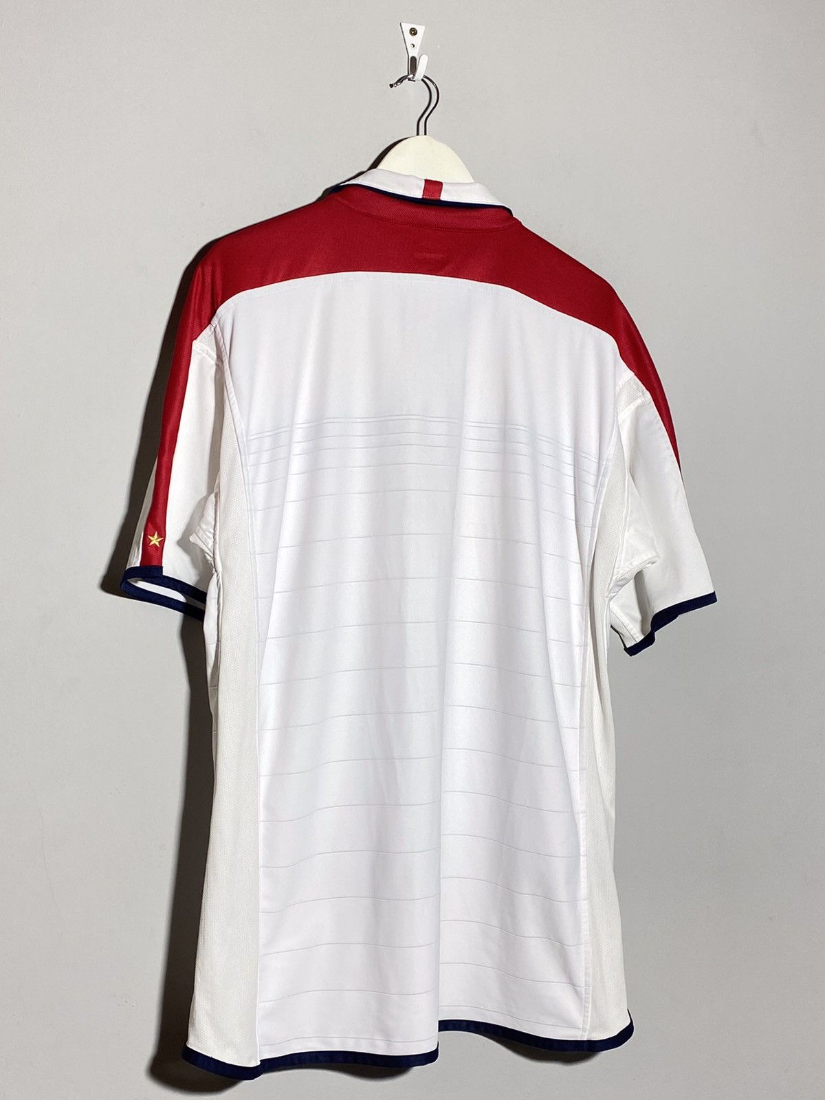 Umbro England National Team 2004 Home Umbro Football Shirt Size US XL / EU 56 / 4 - 4 Thumbnail