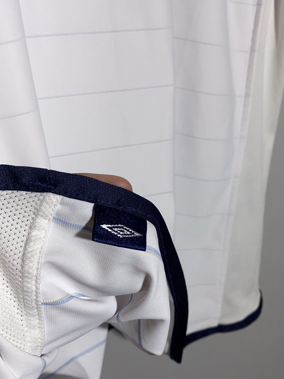 Umbro England National Team 2004 Home Umbro Football Shirt Size US XL / EU 56 / 4 - 19 Thumbnail