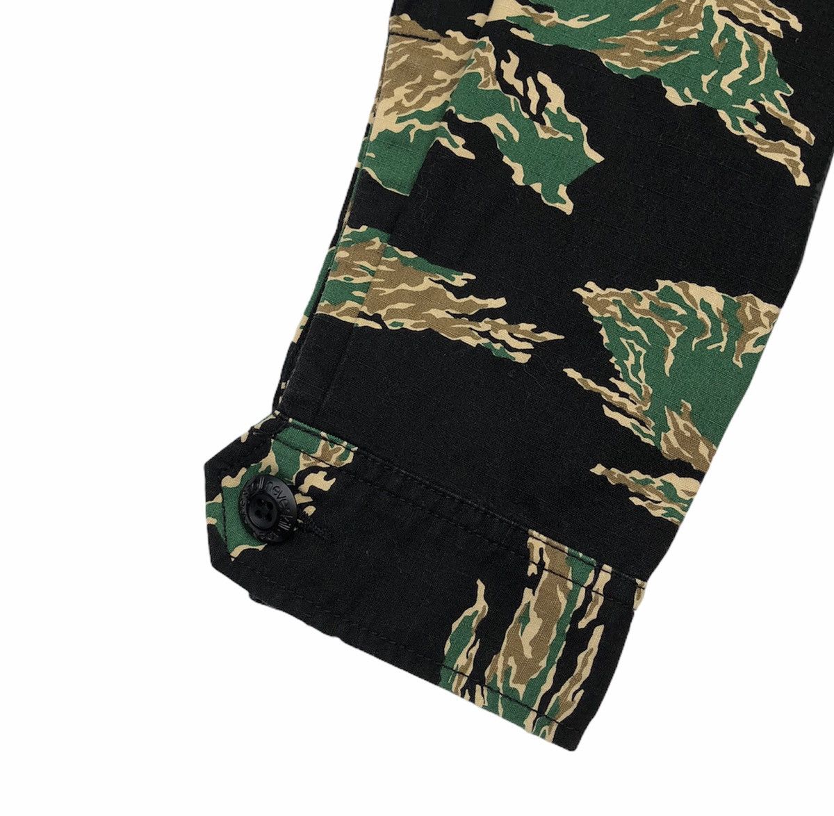 Bape Tiger Camo Military Shirt Size US M / EU 48-50 / 2 - 14 Thumbnail