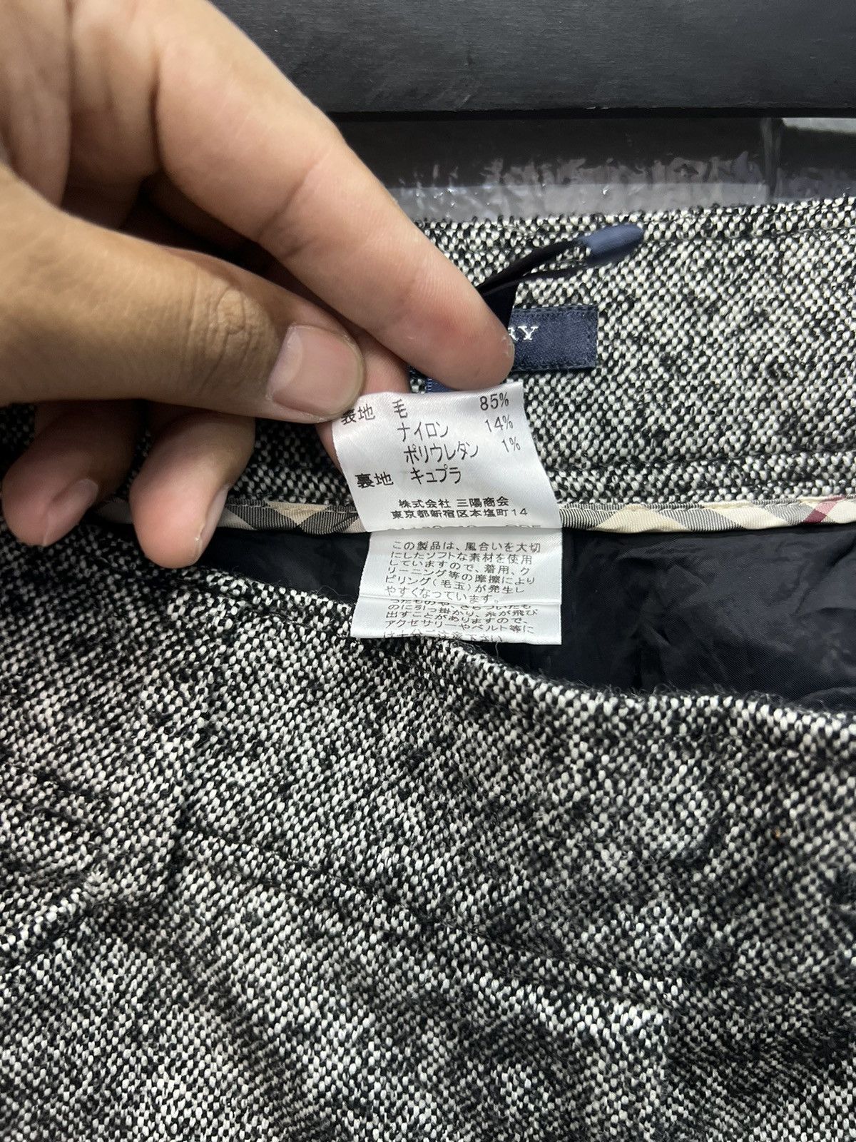 Burberry BURBERRY WOOL PANTS SIZE 28 Size 28" / US 6 / IT 42 - 11 Thumbnail