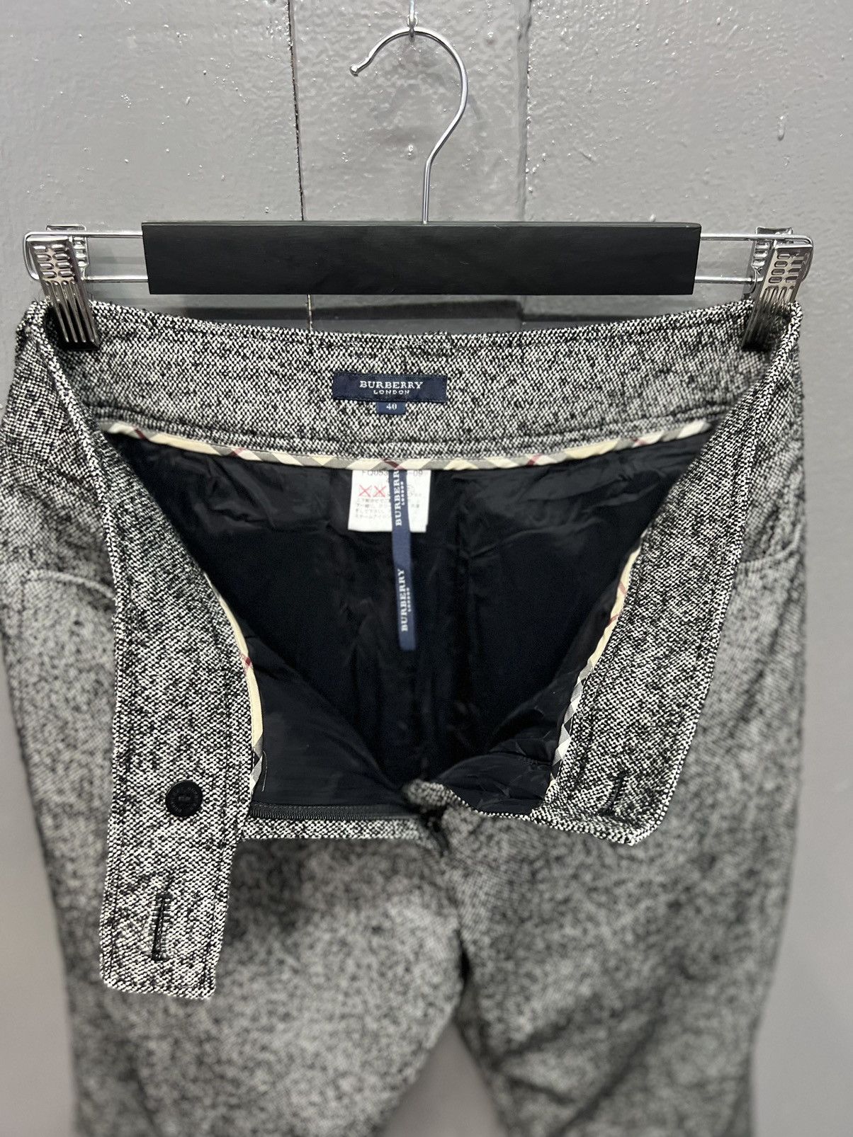 Burberry BURBERRY WOOL PANTS SIZE 28 Size 28" / US 6 / IT 42 - 12 Thumbnail