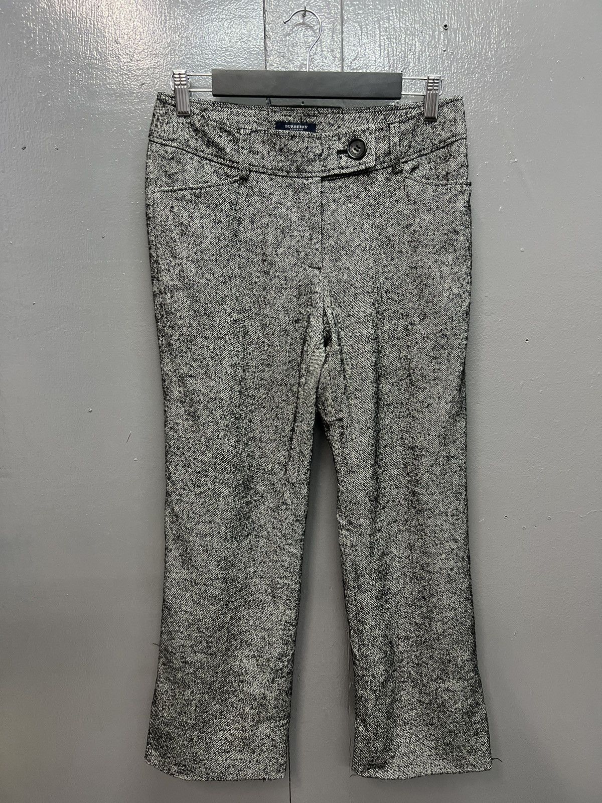 Burberry BURBERRY WOOL PANTS SIZE 28 Size 28" / US 6 / IT 42 - 1 Thumbnail