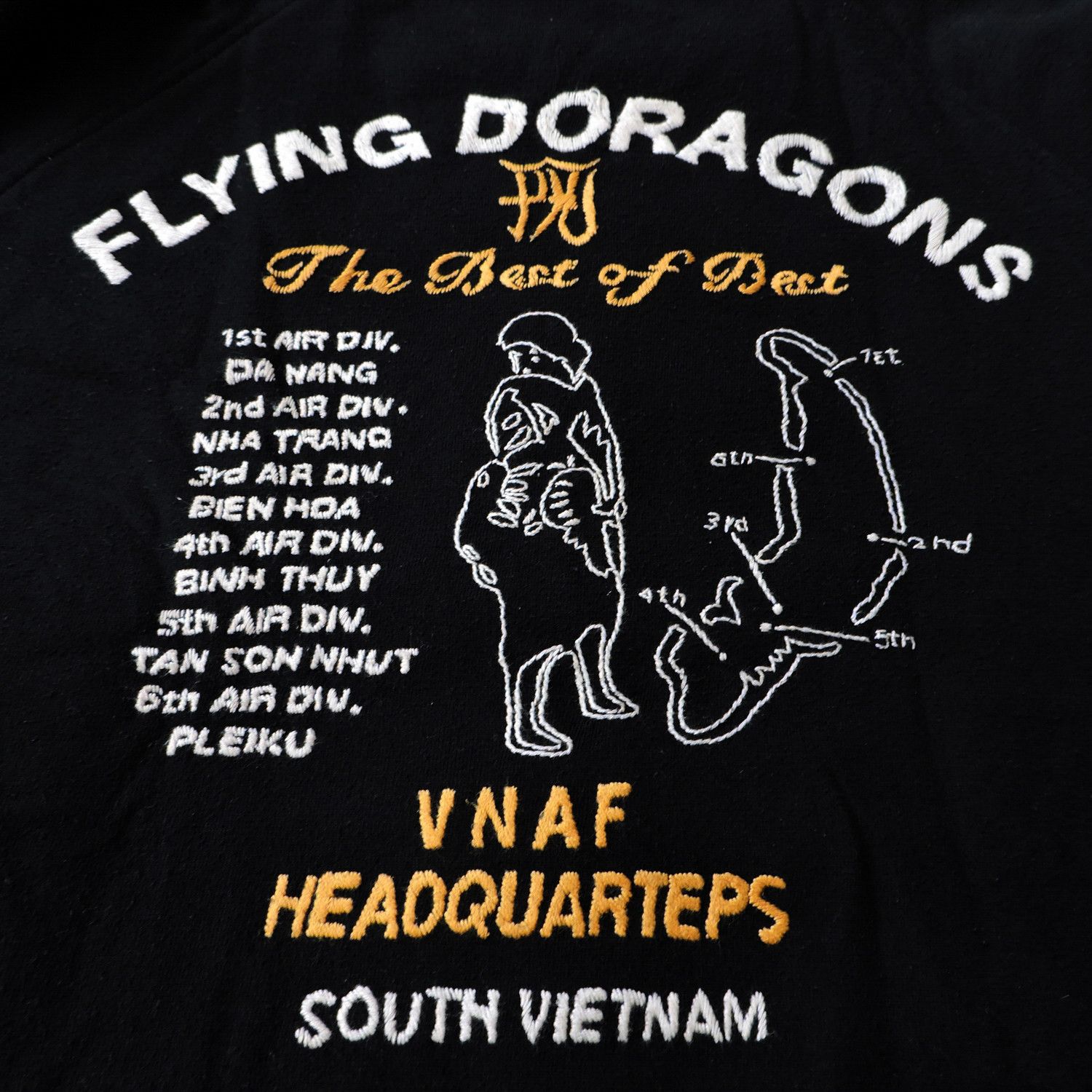 Avirex AVIREX 'FLYING DORAGONS' VNAF HQ VIETNAM SOUVENIR JACKET Size US L / EU 52-54 / 3 - 8 Thumbnail