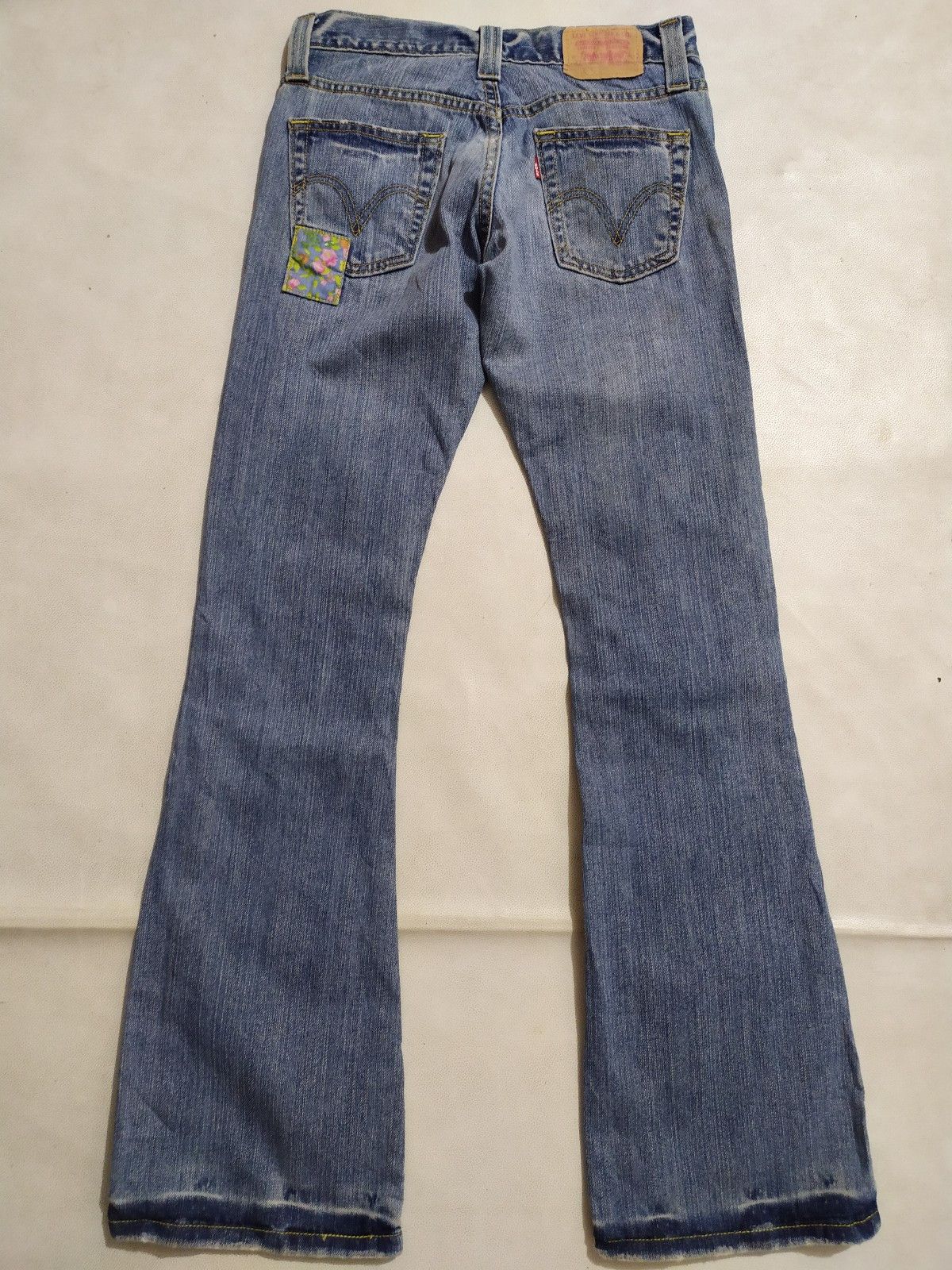 Levi's Levis Paisley Patchwork Distressed low rise flare Denim Size 27" / US 4 / IT 40 - 10 Thumbnail