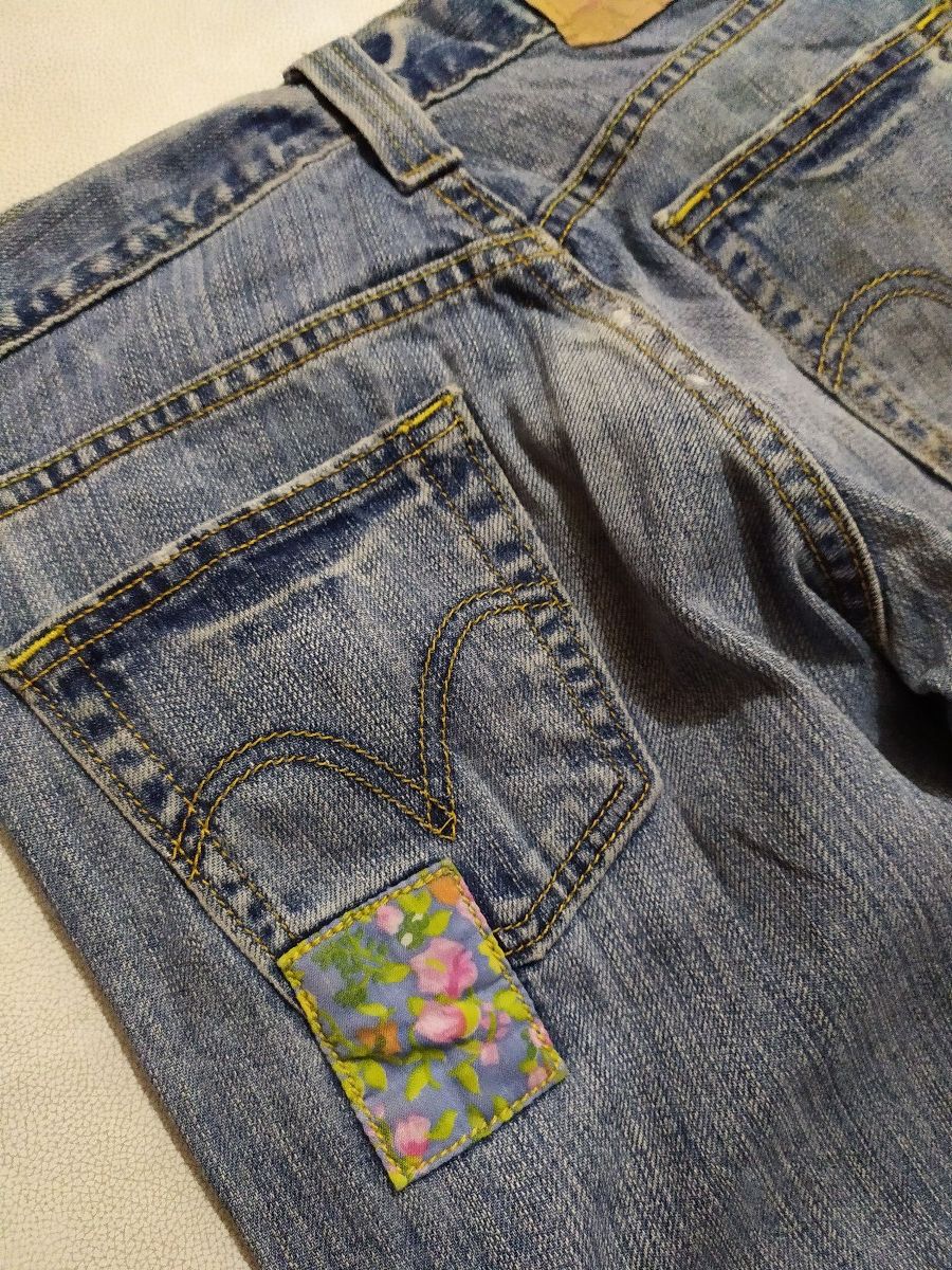 Levi's Levis Paisley Patchwork Distressed low rise flare Denim Size 27" / US 4 / IT 40 - 13 Thumbnail