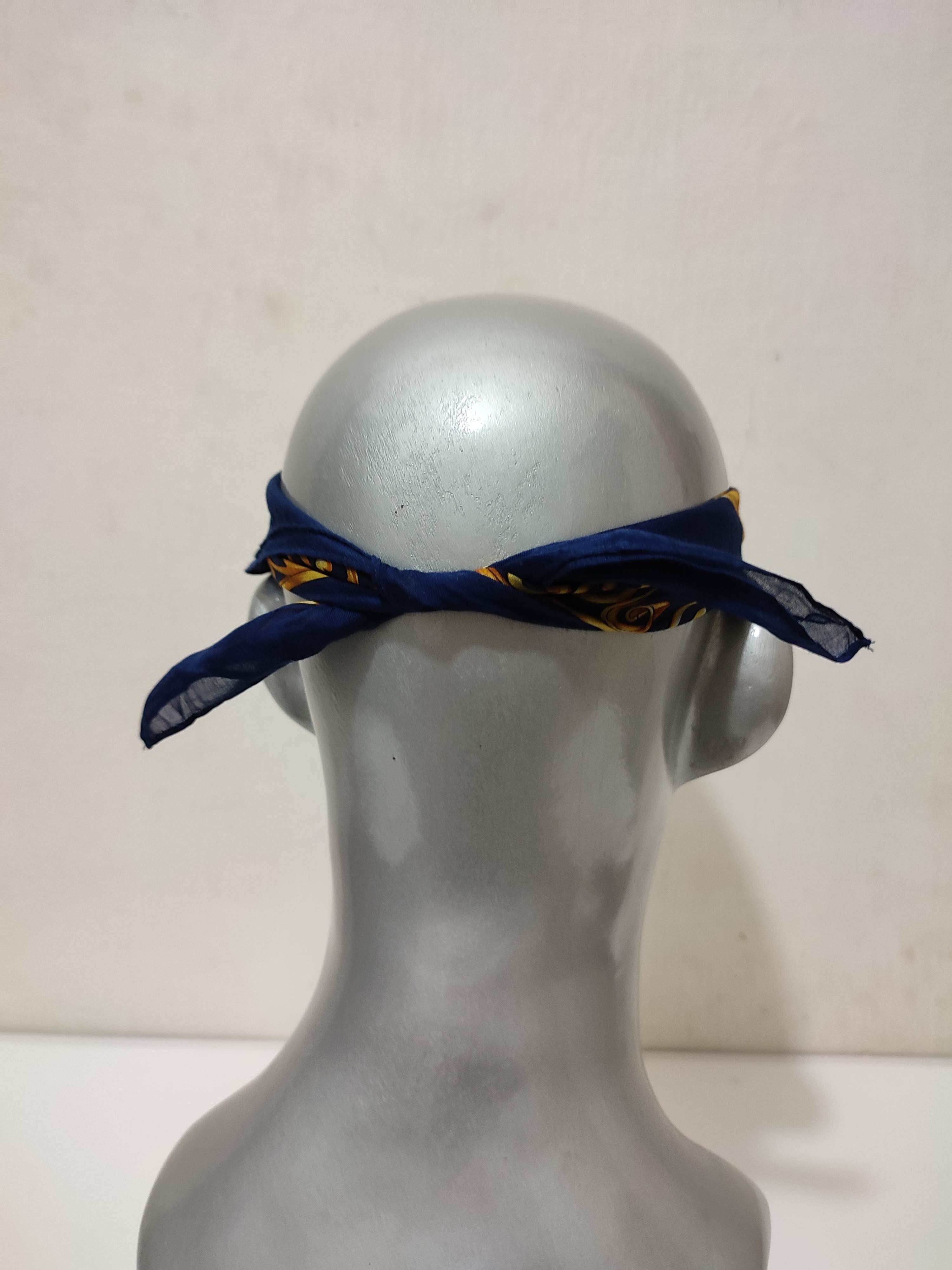 Moschino Moschino Handkerchief Neckerchief masked headband Size ONE SIZE - 8 Thumbnail