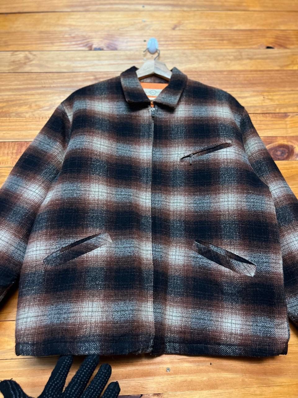 Vintage VINTAGE THE ROUND AMERICA WOOL PLAID TARTAN JACKET Size US M / EU 48-50 / 2 - 5 Thumbnail