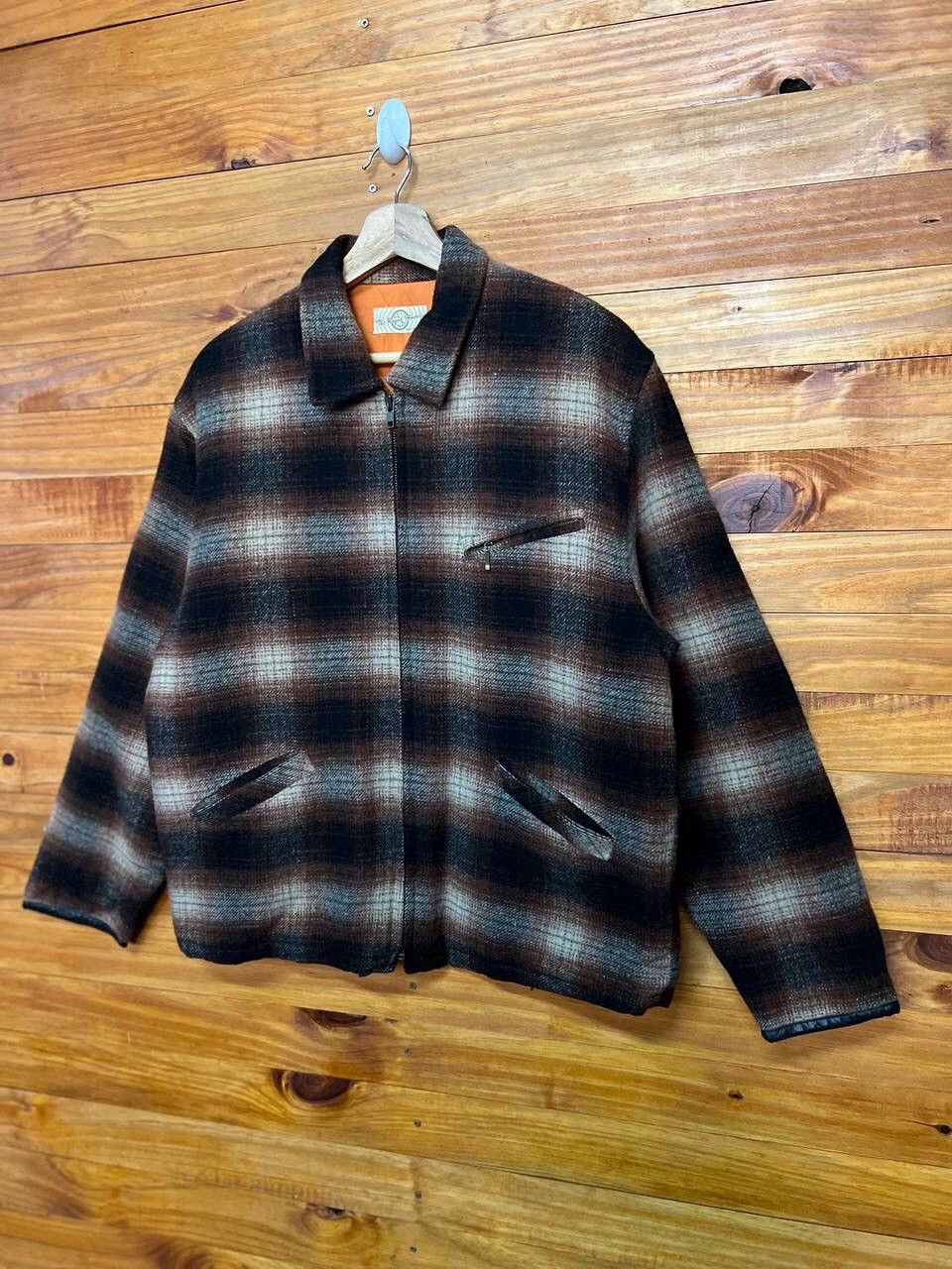 Vintage VINTAGE THE ROUND AMERICA WOOL PLAID TARTAN JACKET Size US M / EU 48-50 / 2 - 3 Thumbnail
