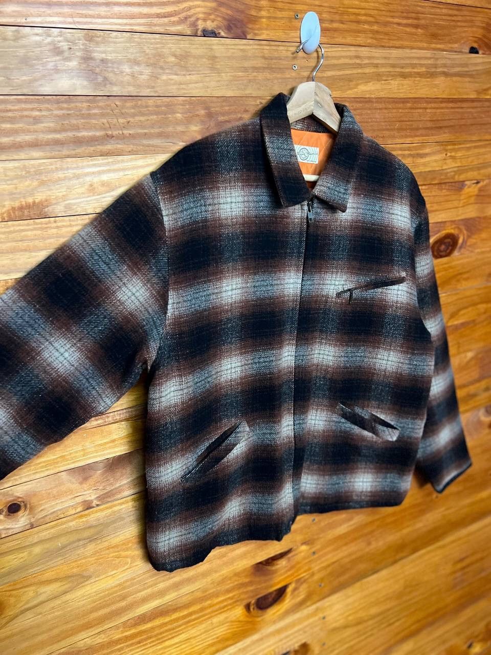 Vintage VINTAGE THE ROUND AMERICA WOOL PLAID TARTAN JACKET Size US M / EU 48-50 / 2 - 4 Thumbnail
