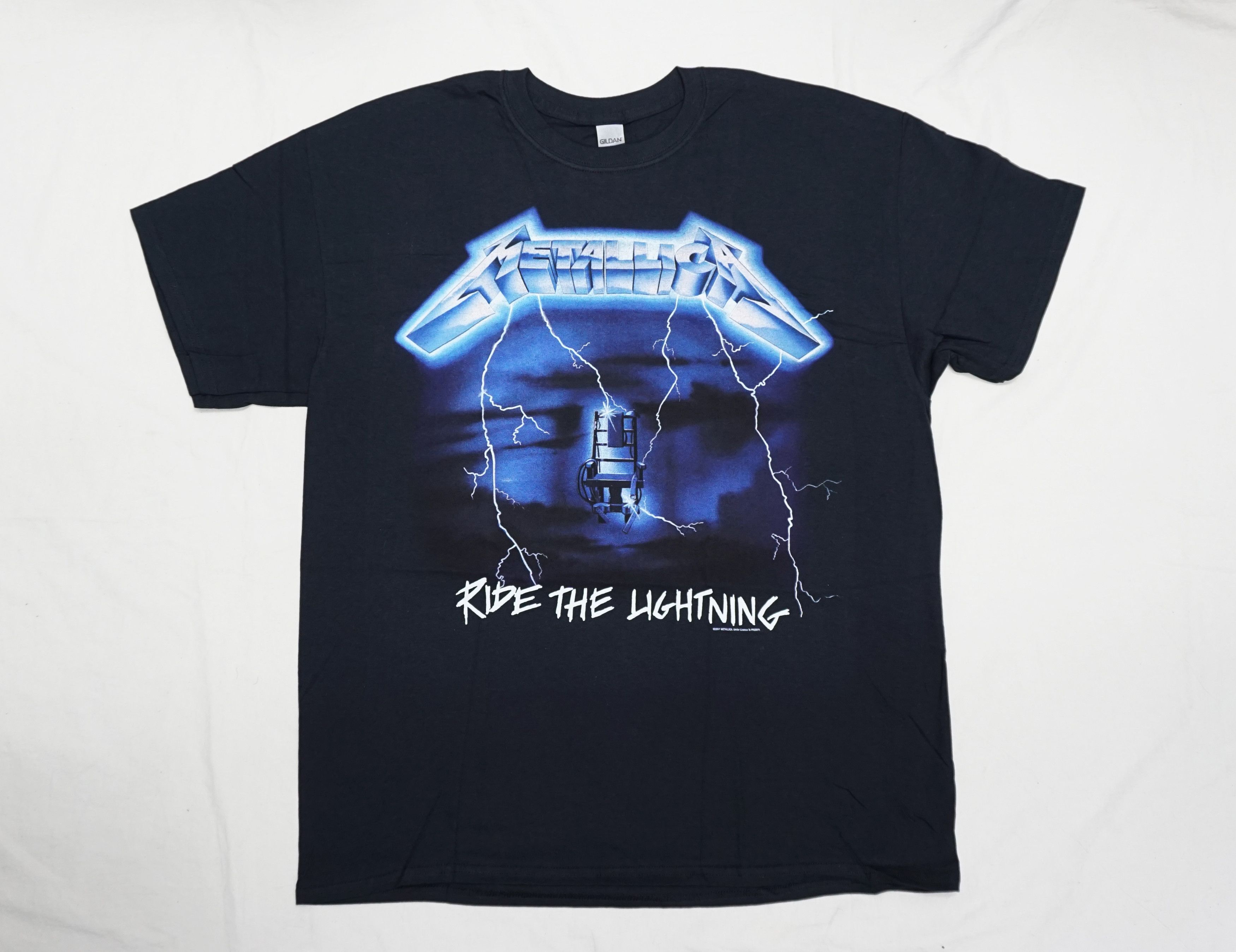 Band Tees × Metallica × Vintage 2017 Metallica "Ride the Lightning" T-Shirt Size US XL / EU 56 / 4 - 1 Thumbnail