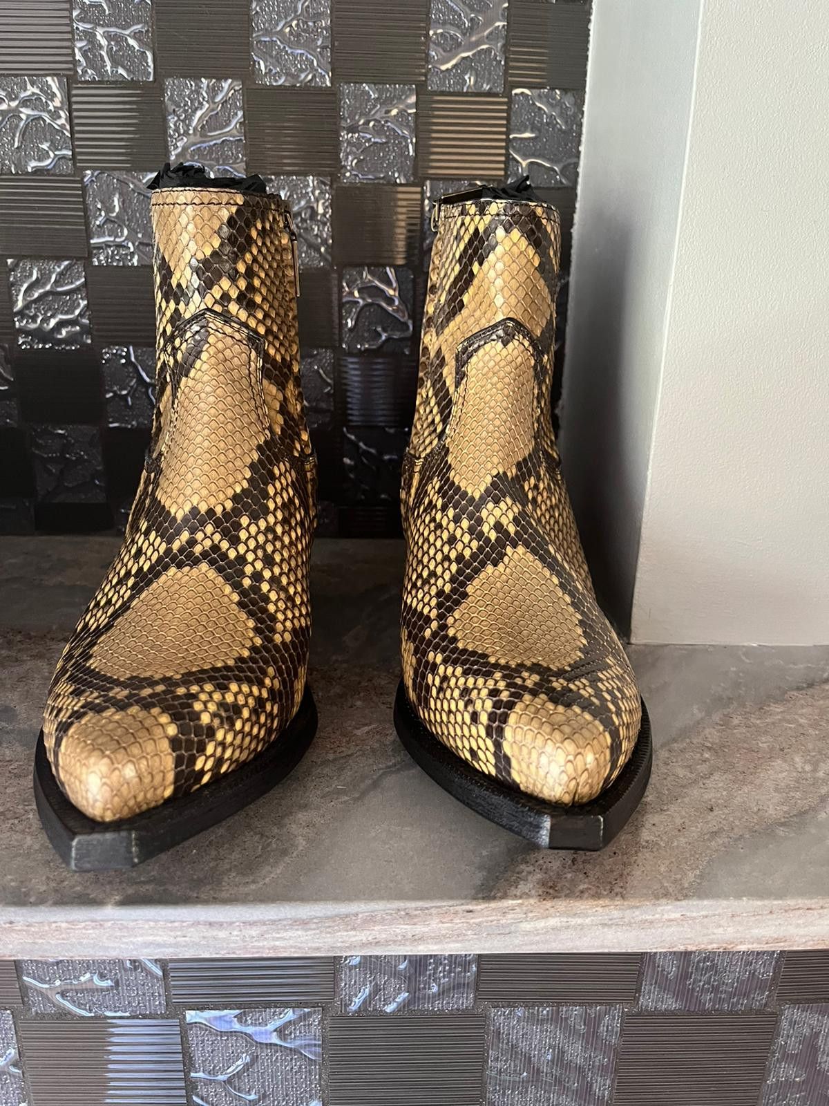 Saint Laurent Paris Lukas 40 Zip Boots in Soleado Size US 7 / EU 40 - 11 Thumbnail
