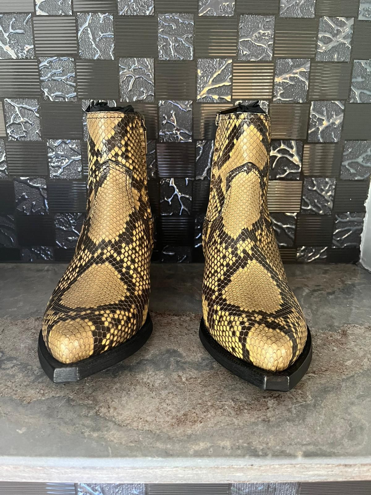 Saint Laurent Paris Lukas 40 Zip Boots in Soleado Size US 7 / EU 40 - 16 Thumbnail