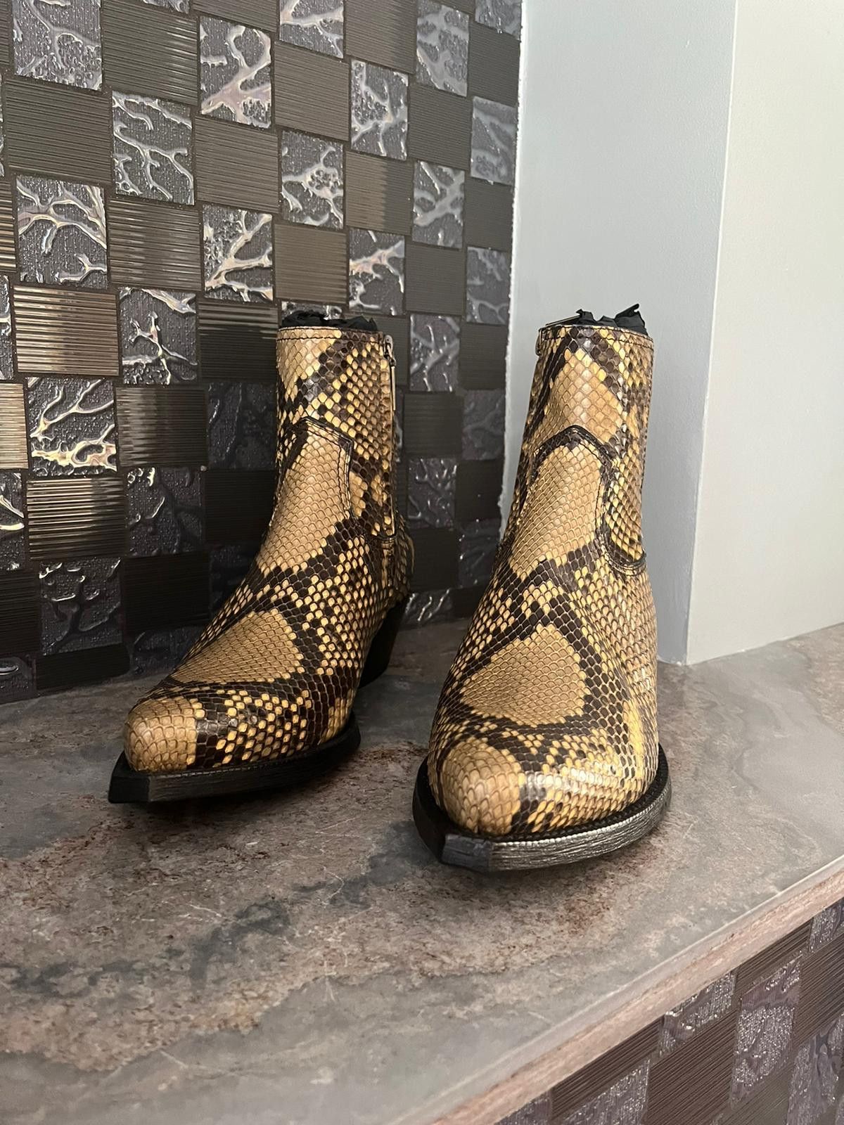 Saint Laurent Paris Lukas 40 Zip Boots in Soleado Size US 7 / EU 40 - 19 Thumbnail