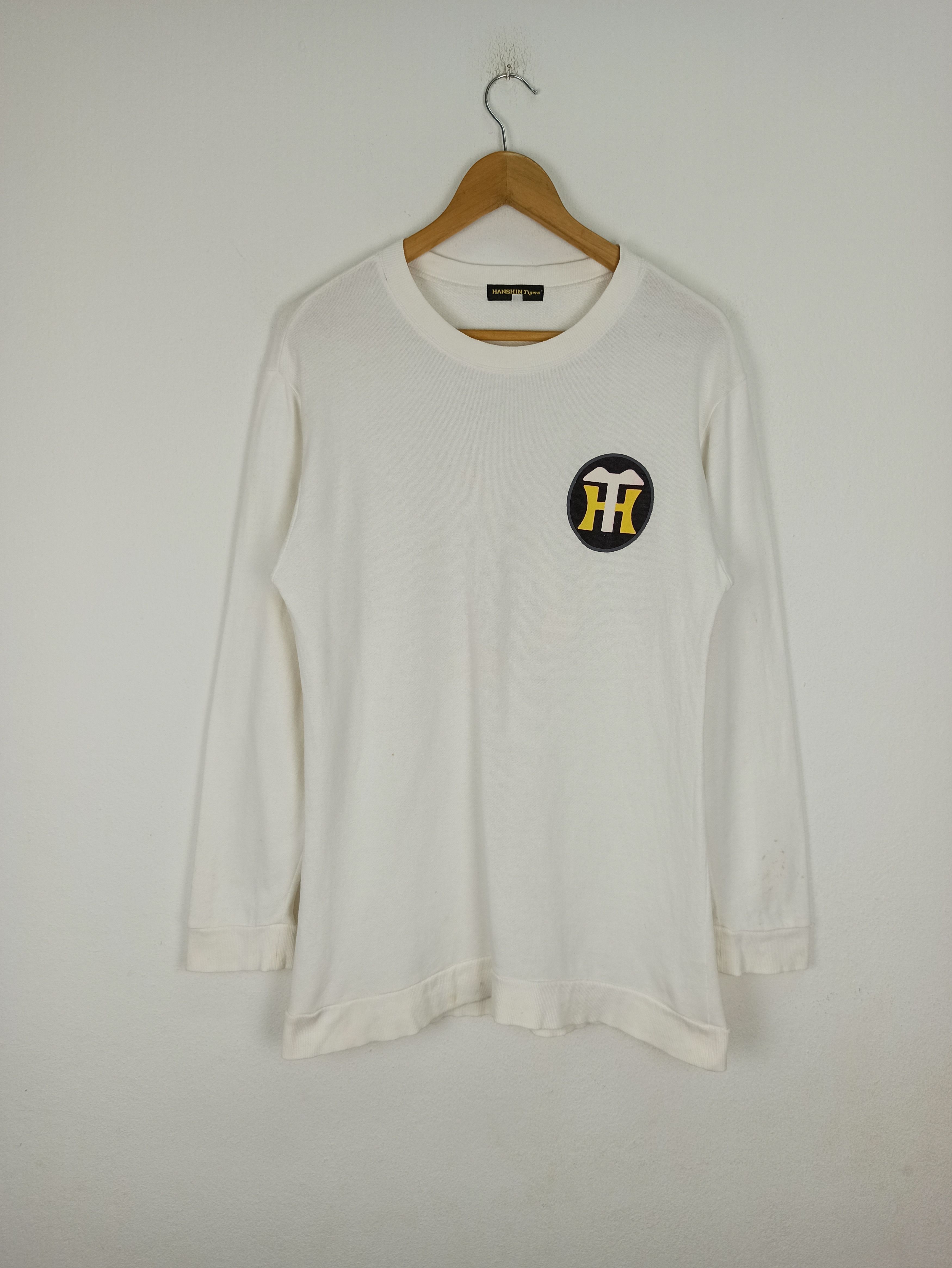 Japanese Brand Vintage Hanshin Tiger Big Logo Sweatshirt Crewneck Size US M / EU 48-50 / 2 - 3 Thumbnail