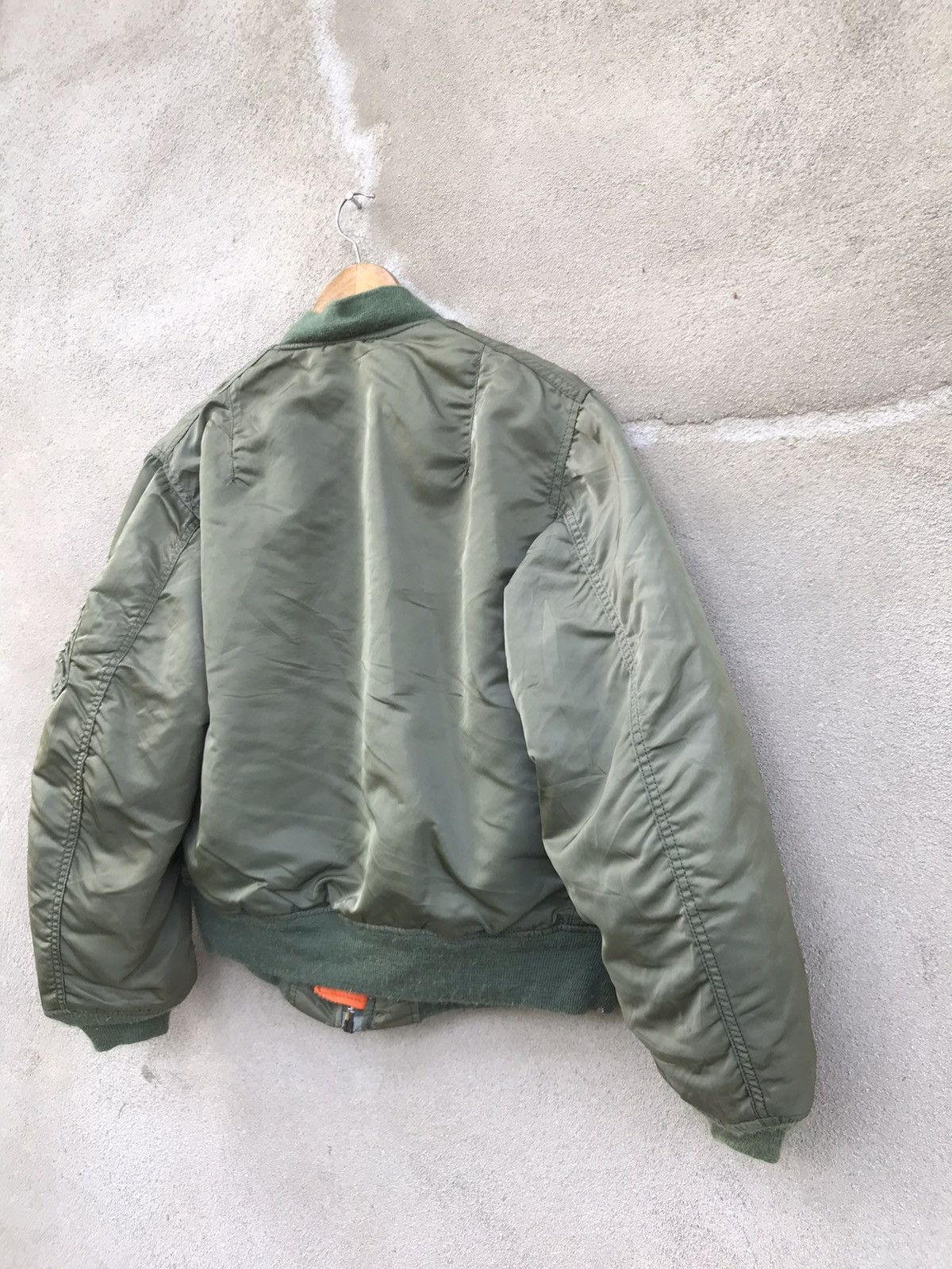 Alpha Industries RARE VINTAGE 70s ALPHA INDUSTRIES MA1 USAF BOMBER JACKET Size US M / EU 48-50 / 2 - 7 Thumbnail