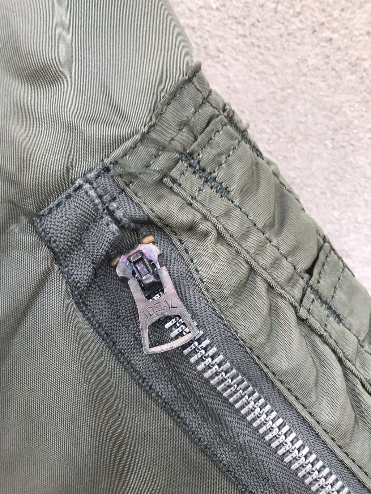 Alpha Industries RARE VINTAGE 70s ALPHA INDUSTRIES MA1 USAF BOMBER JACKET Size US M / EU 48-50 / 2 - 8 Thumbnail