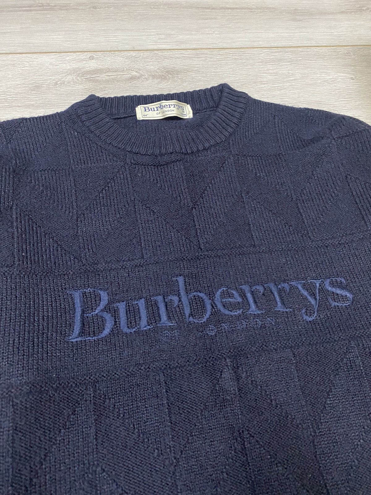 Burberry Burberry vintage big logo wool sweater Size US M / EU 48-50 / 2 - 7 Thumbnail