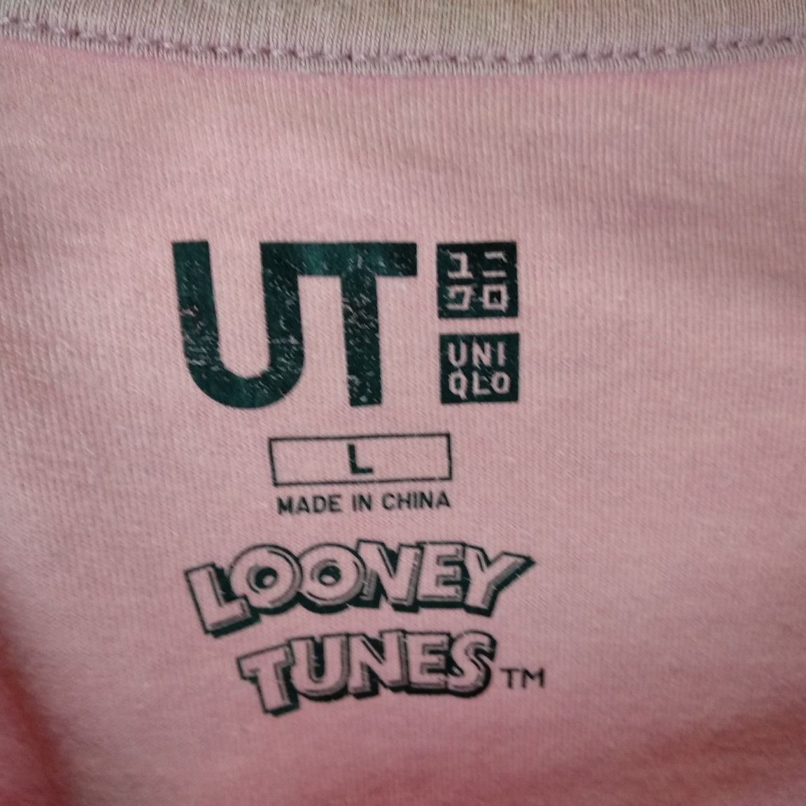 Cartoon Network UNIQLO Looney Tunes Disney Cartoon Network T Shirt Size US L / EU 52-54 / 3 - 9 Thumbnail