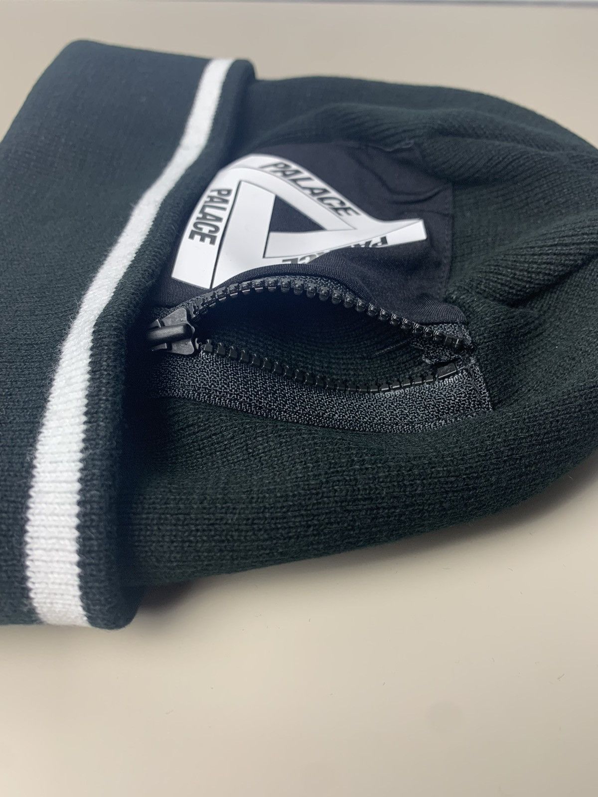Palace 2019 Palace Tri-Ferg Pocket Beanie Hat Black Size ONE SIZE - 3 Thumbnail