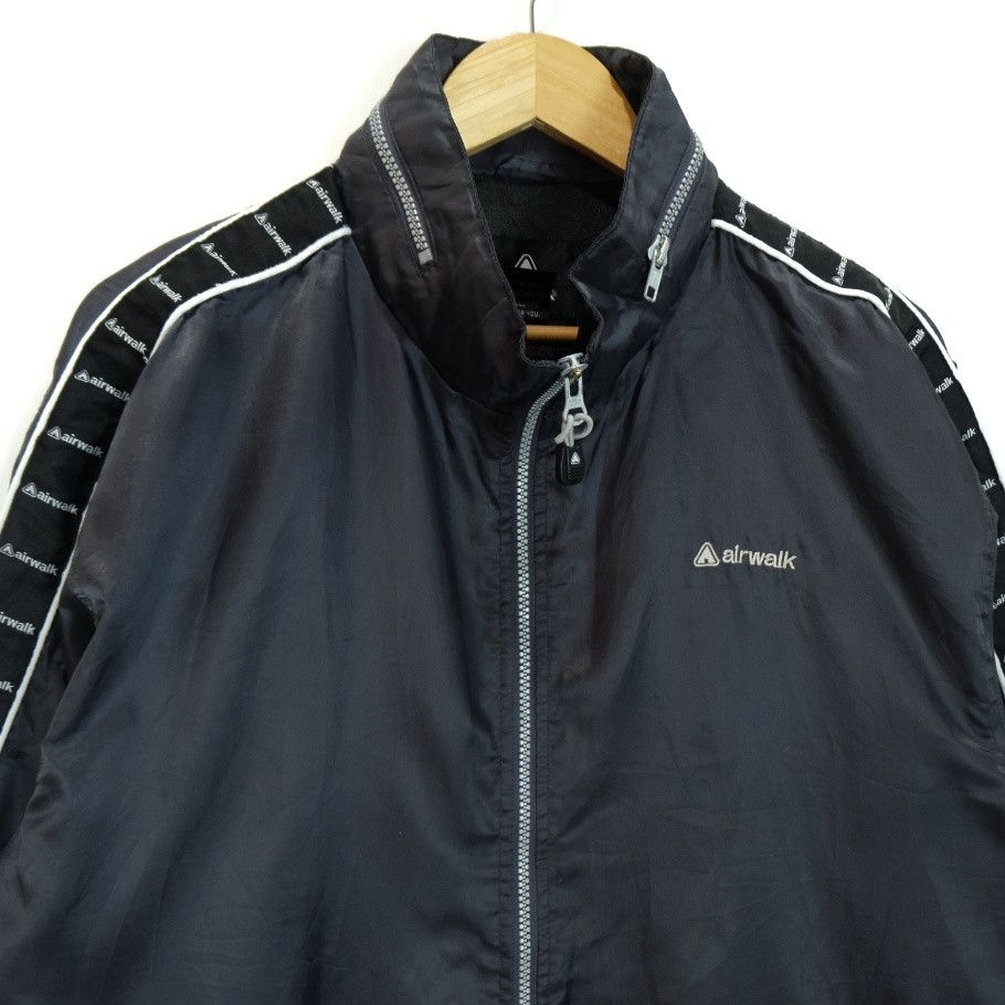 Airwalk AIRWALK Sportswear Training Jacket Sidetape Size US XL / EU 56 / 4 - 4 Thumbnail