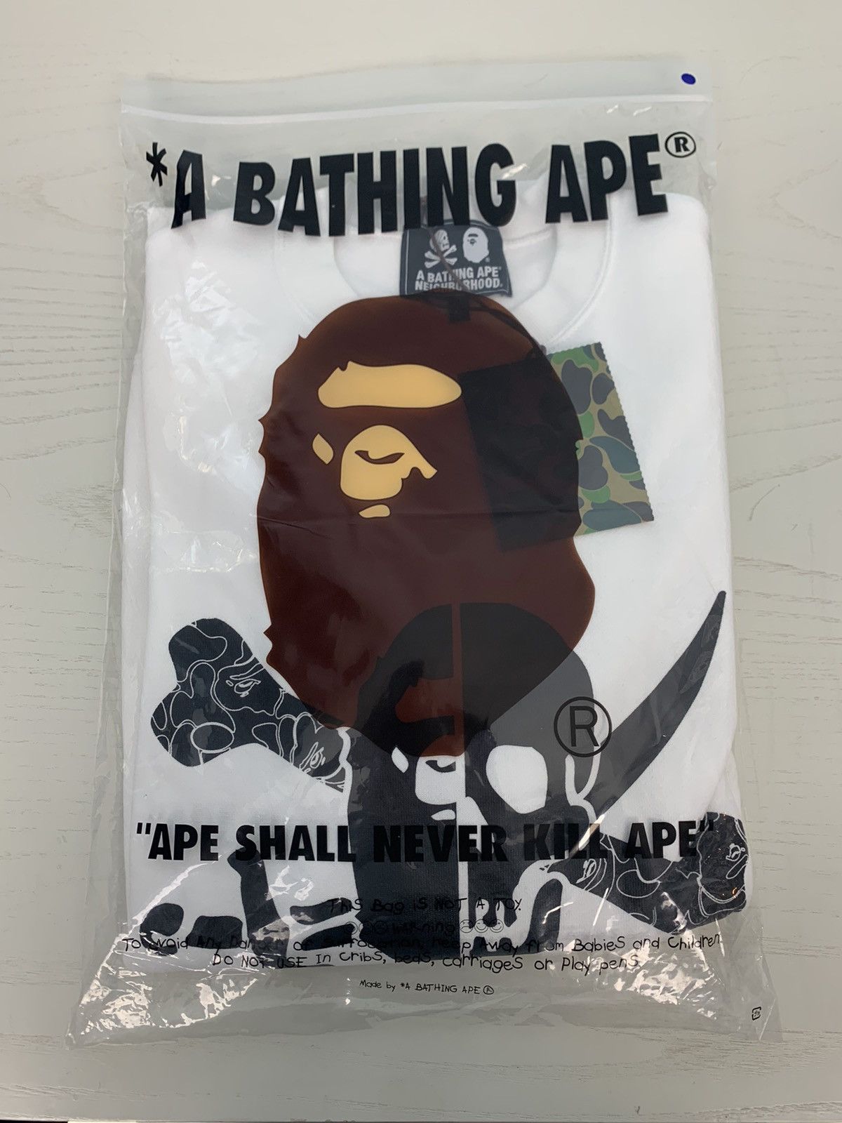 Bape × Neighborhood Bape Neighborhood Ape Skull Crewneck White XL Size US XL / EU 56 / 4 - 10 Thumbnail