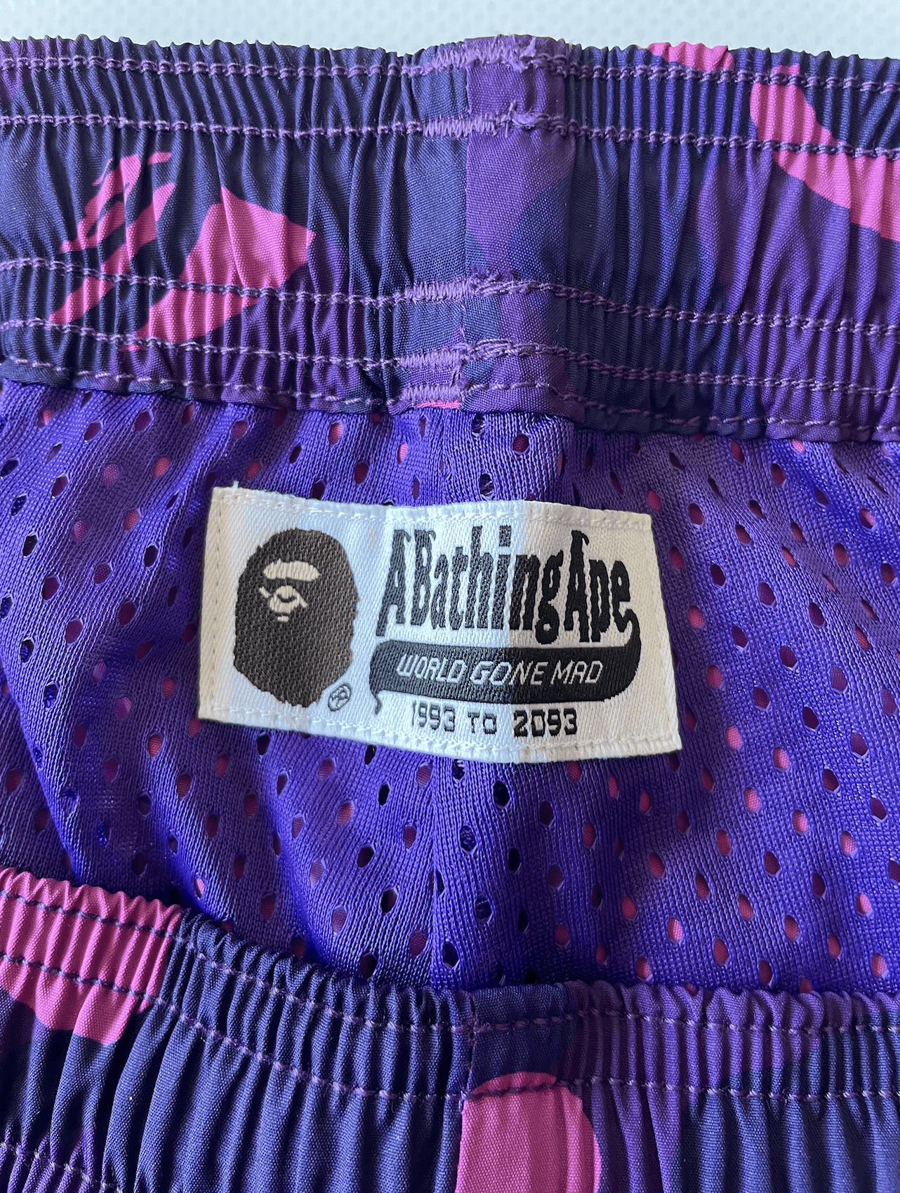 Bape BAPE COLOR CAMO SHARK BEACH SHORTS L Size US 34 / EU 50 - 5 Thumbnail