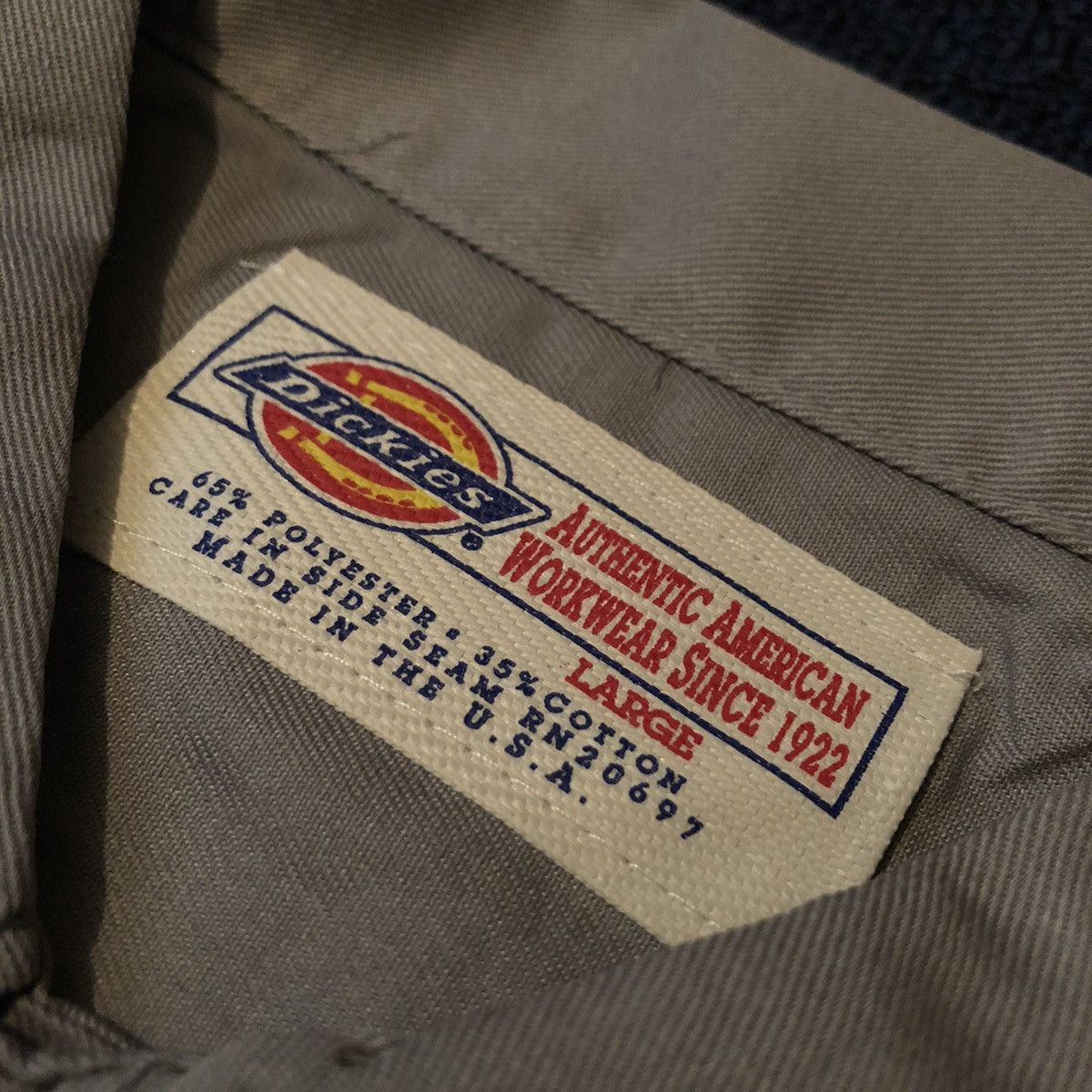 Dickies New Vintage Dickies Workwear Button Grey Double Pocket Shirt Size US L / EU 52-54 / 3 - 3 Thumbnail