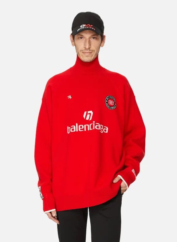Balenciaga Balenciaga Wool and Cashmere Oversized Sweater Size US S / EU 44-46 / 1 - 7 Thumbnail