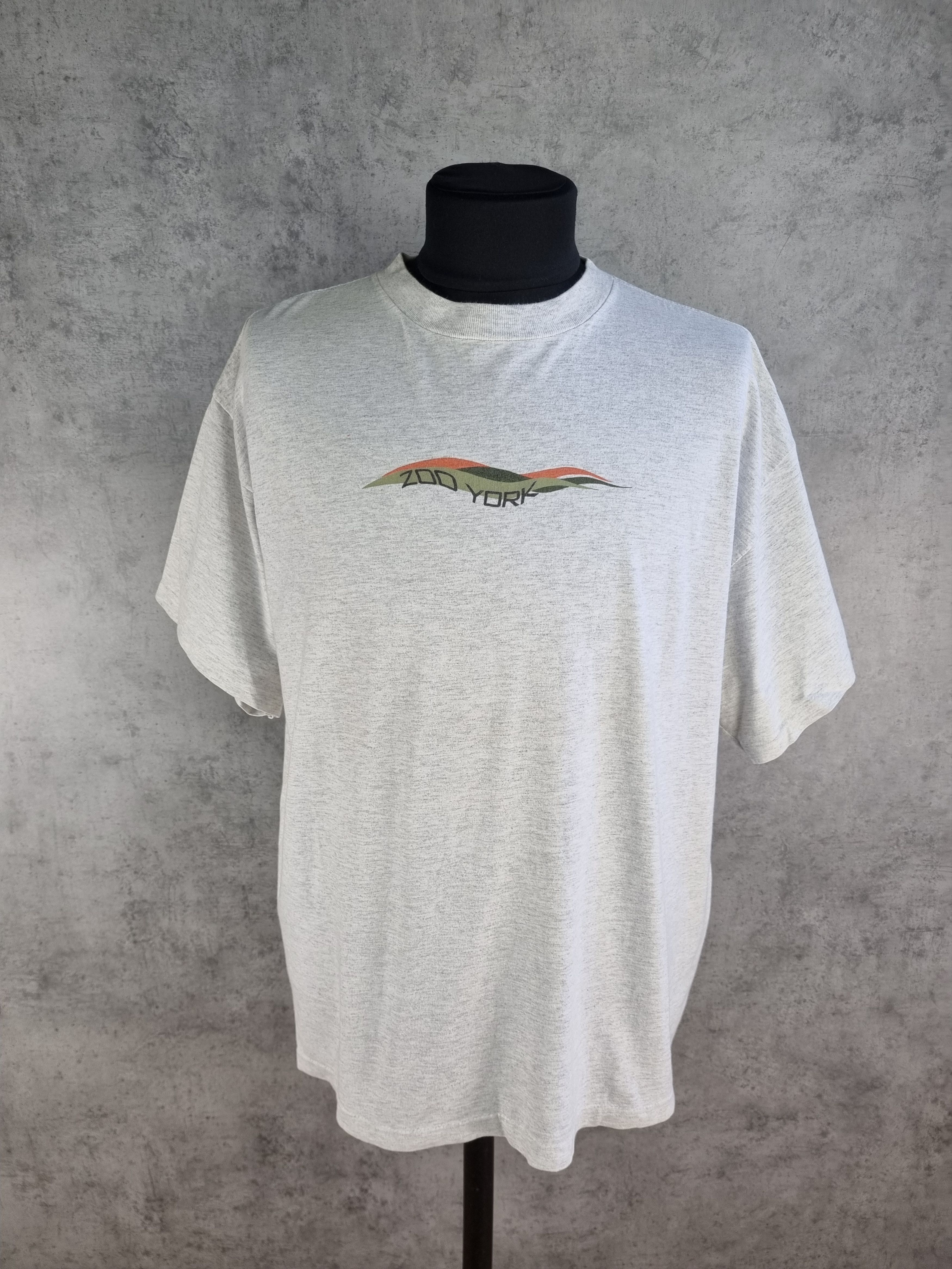 Vintage Single stitch 90s ZOO YORK Box Logo Vintage tee shirt Size US L / EU 52-54 / 3 - 3 Thumbnail