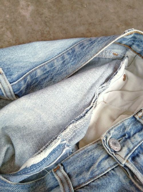 Levi's 90s Vintage Levi's 501 Light Wash Distressed Jeans 32x29 Size US 32 / EU 48 - 11 Thumbnail