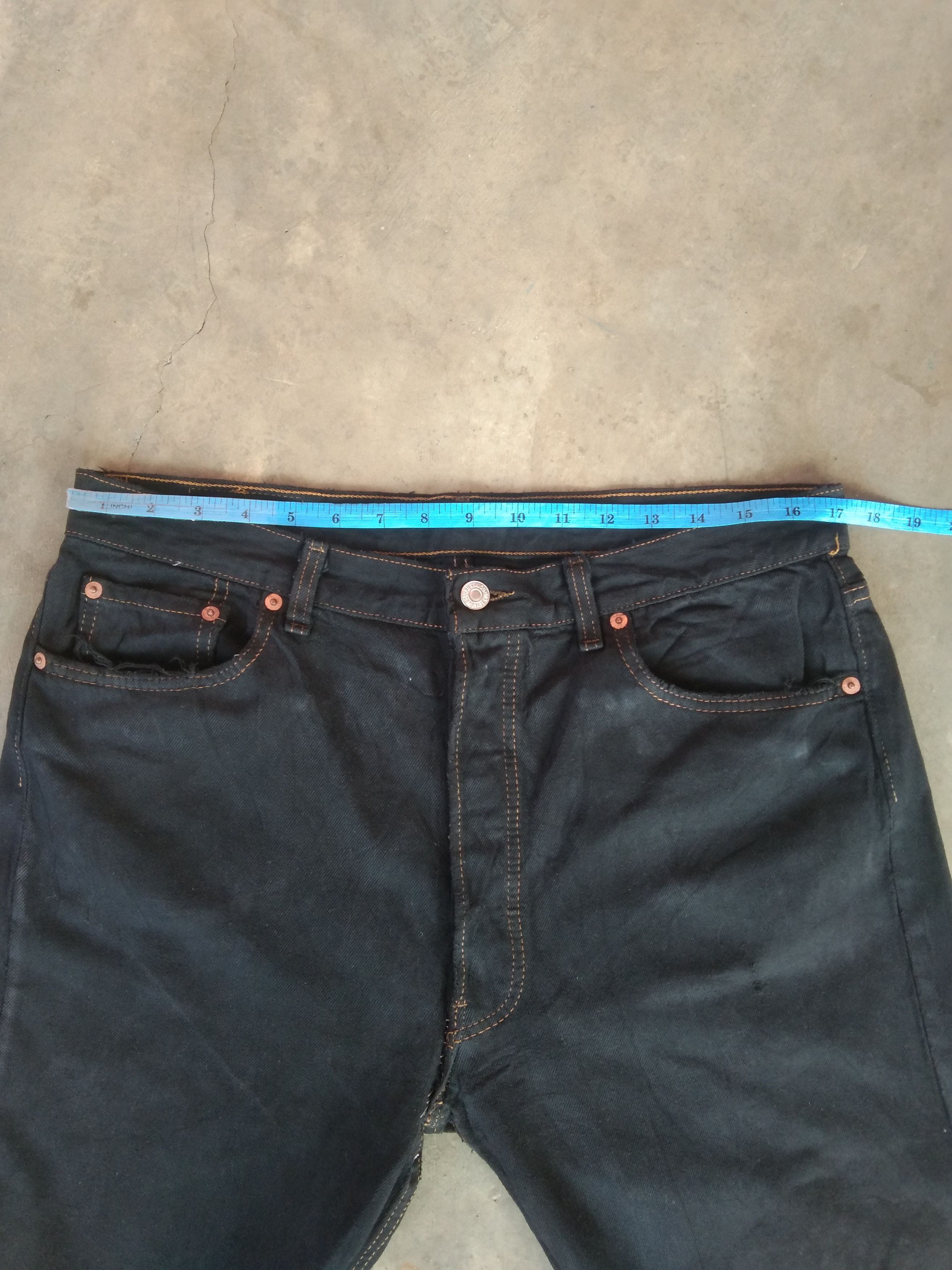 Levi's Vintage Levi's 501 Black Straight Leg Jeans 34x36 Size US 34 / EU 50 - 12 Thumbnail