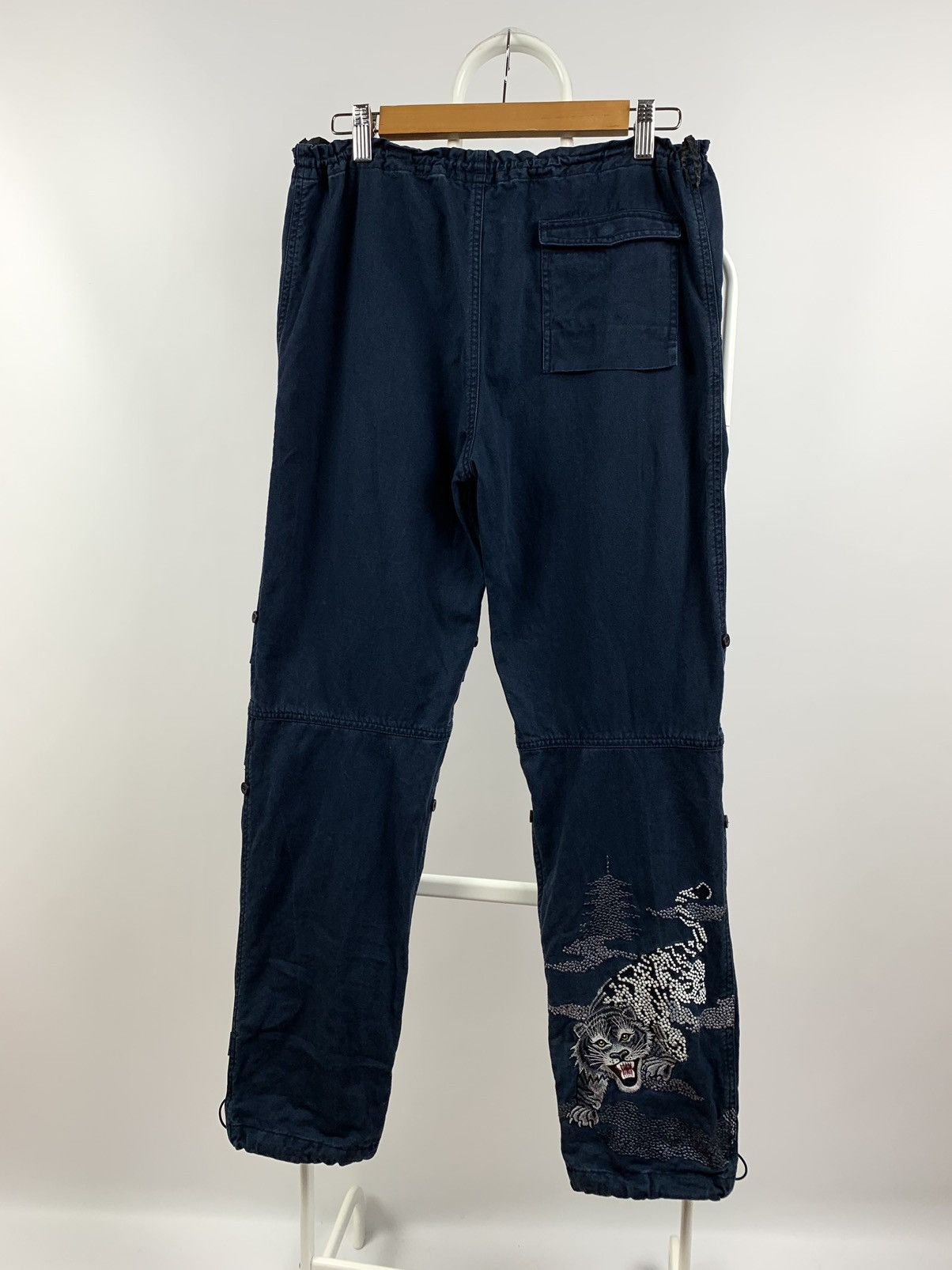Japanese Brand Maharishi Embroidered Wolf Transformer Cargo Shopats Pants Size US 28 / EU 44 - 7 Thumbnail