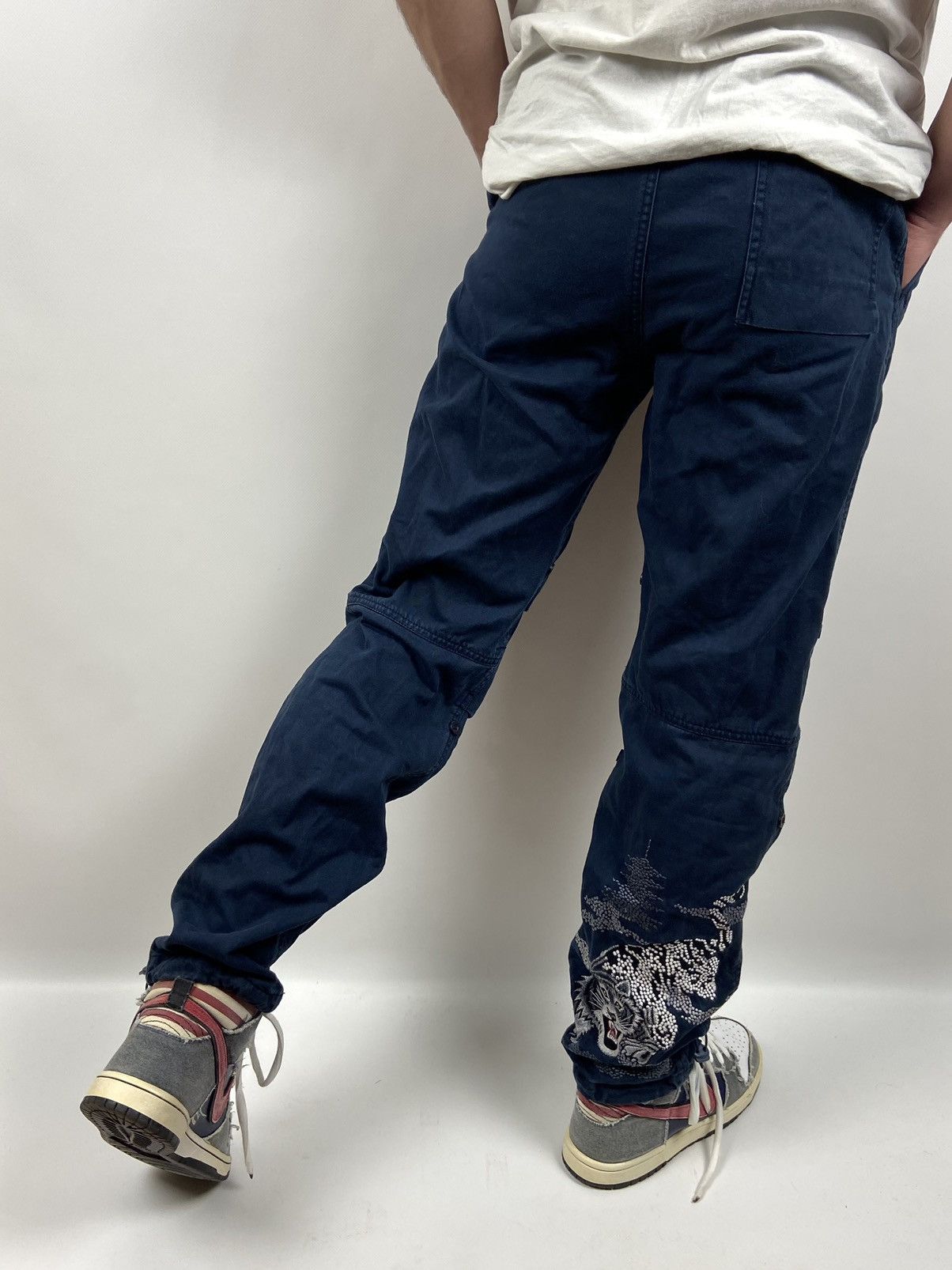 Japanese Brand Maharishi Embroidered Wolf Transformer Cargo Shopats Pants Size US 28 / EU 44 - 1 Thumbnail