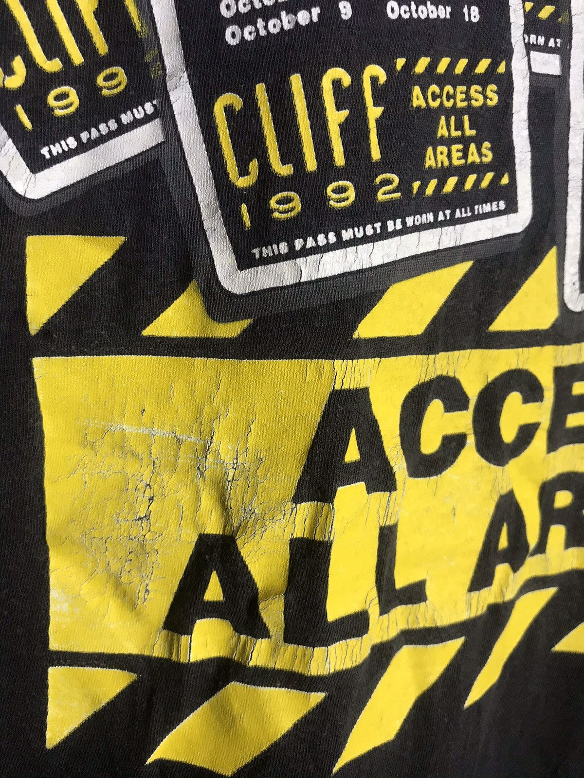 Band Tees 1992 Vintage 90s Cliff Richard tour t-shirt Size US XL / EU 56 / 4 - 16 Thumbnail