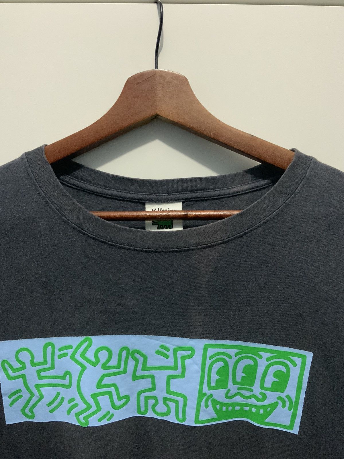 Keith Haring Vintage Fade Keith Haring Japan Tee Size US L / EU 52-54 / 3 - 8 Thumbnail